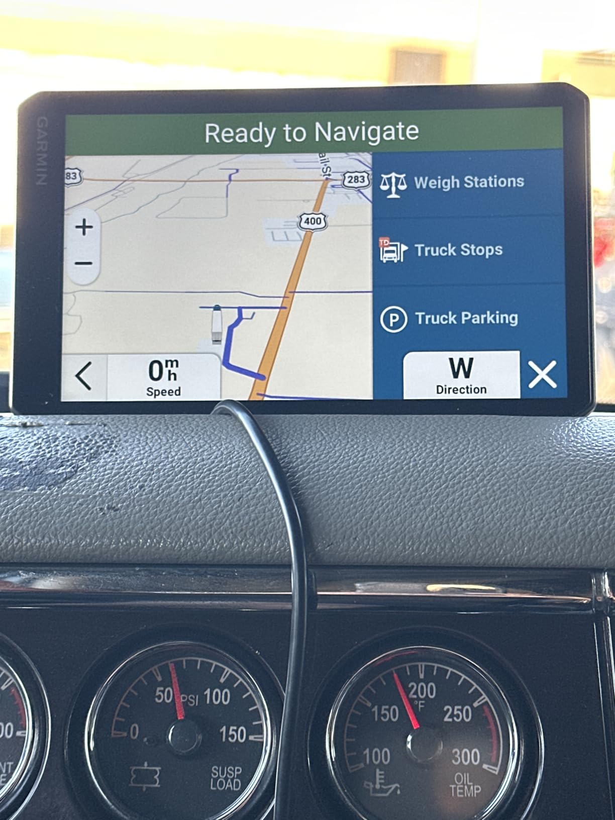 Garmin dēzl™ OTR720, Large 7” GPS Truck Navigator customer photo 1