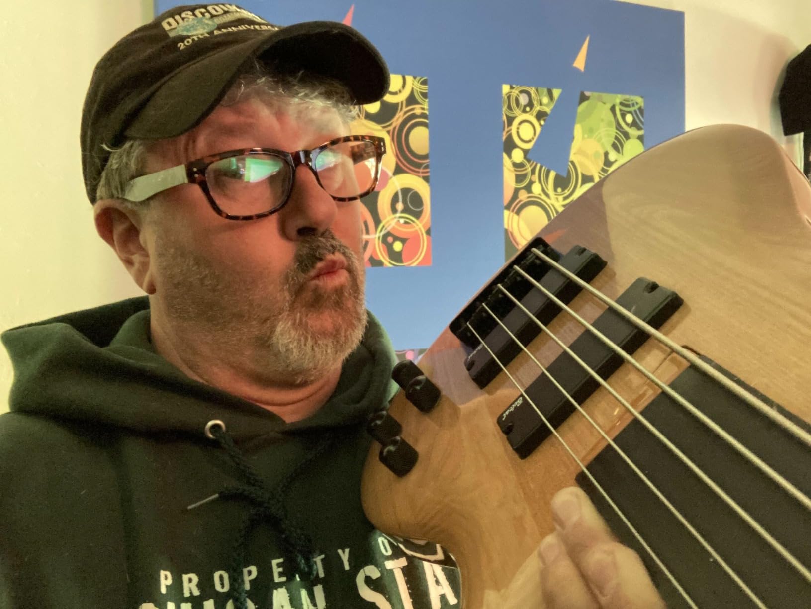 TARIO Fretless 4 String Electric Bass Bolt_On Maple Neck,basswood Body customer photo 2