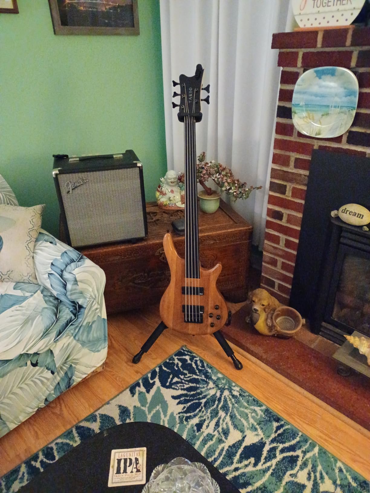 TARIO Fretless 6 String Electric Bass Bolt_On Maple Neck,basswood Body customer photo 1