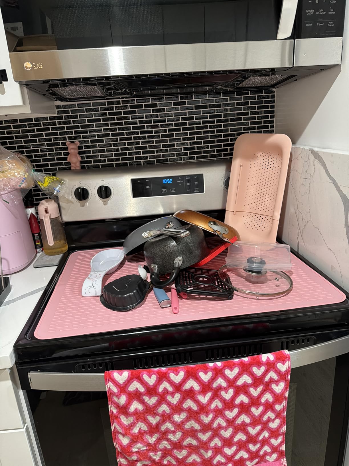 Stove Top Cover for Electric Stove - Food Grade Ceramic Stove Top Cover, Silicone XXL Dish Drying Mat, Glass Cooktop Covers, Flat RV Range Top Mats (Black, 28x20) customer photo 1