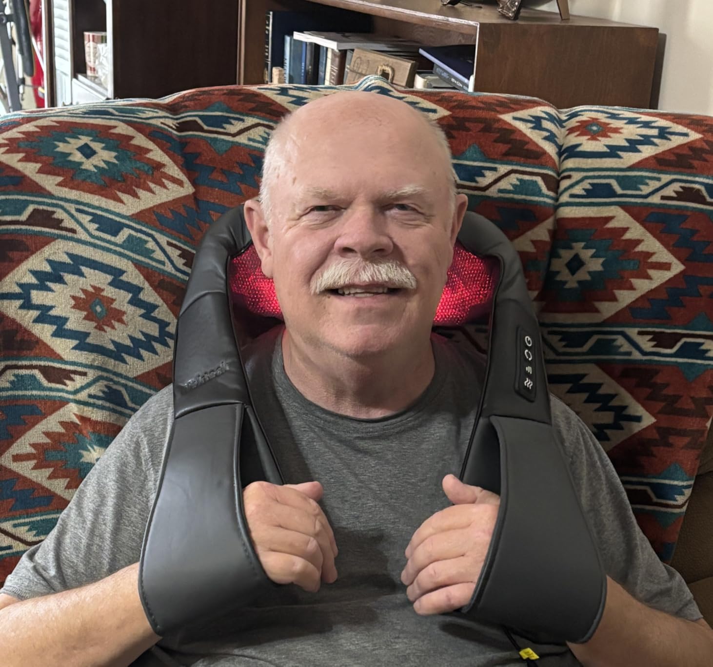 Nekteck Shiatsu Neck Massager with Heat for Pain Relief, Gray, NOT Cordless customer photo 2