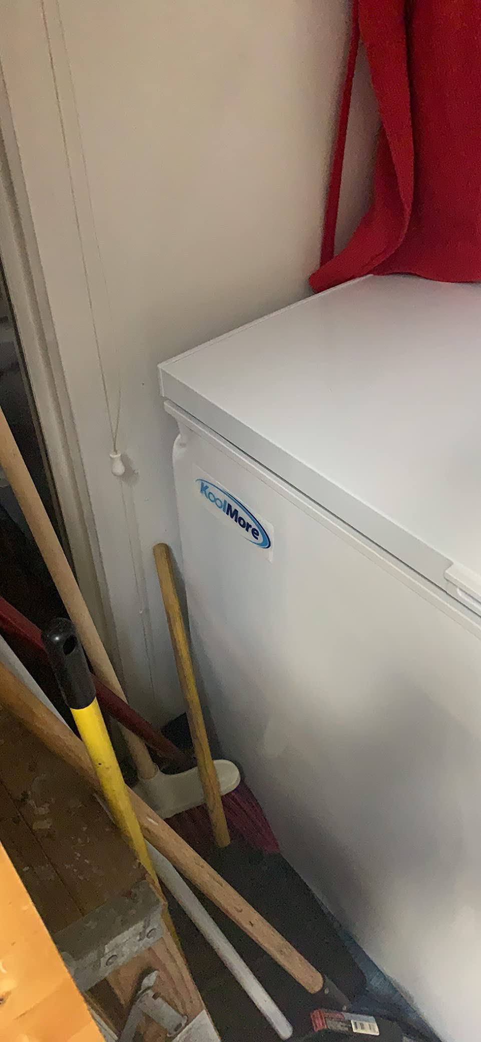 KoolMore KM-SCF-30C 79 in. Commercial Two-Door Chest Freezer, 30 Cu. Ft. in White, ETL Listed customer photo 1