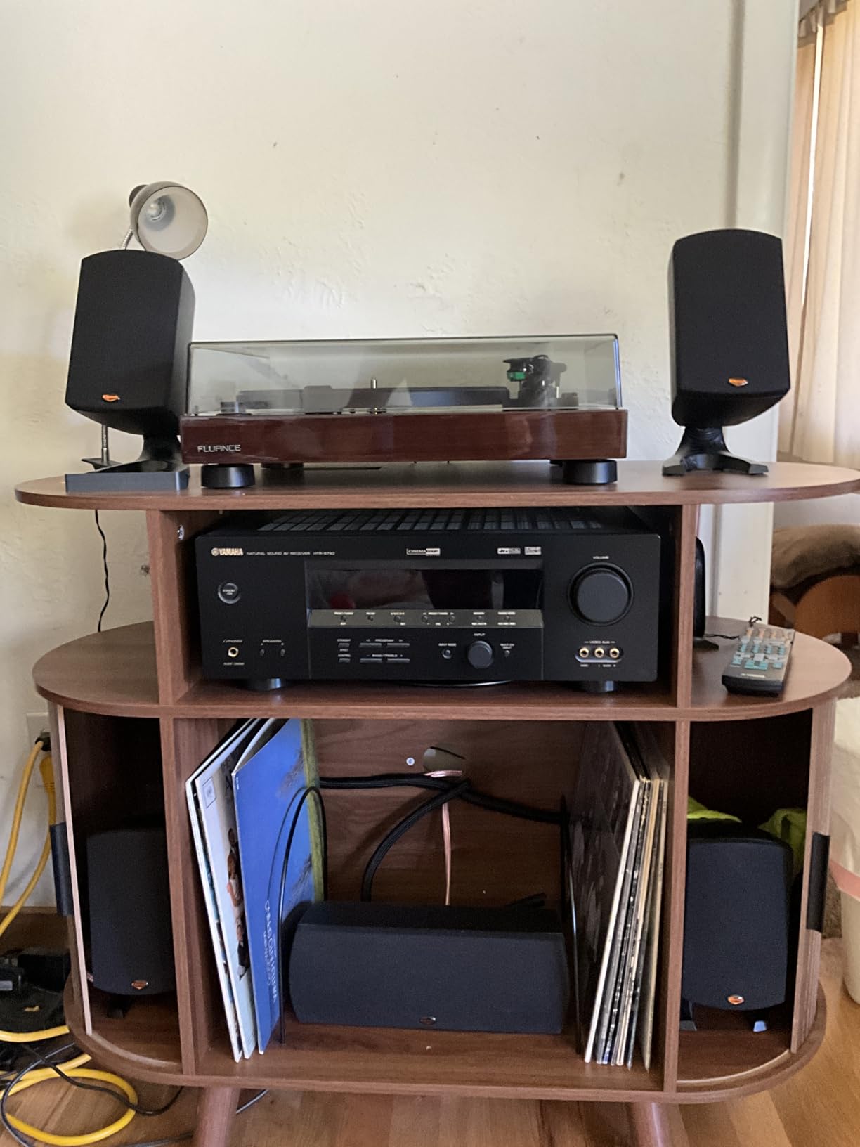 LUVIOHOME Large Round Record Player Stand with Charging Station & USB Ports customer photo 2