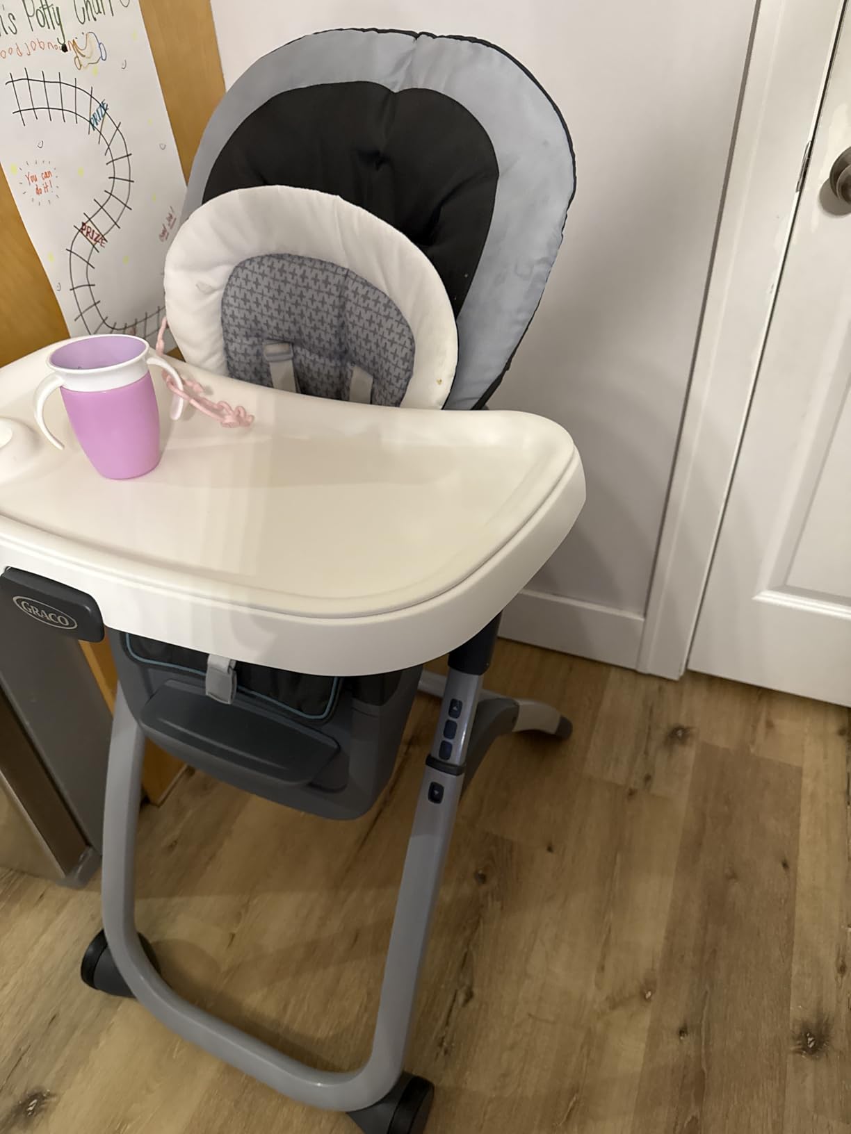 Graco DuoDiner DLX 6-in-1 Convertible Highchair, Arlo customer photo 2