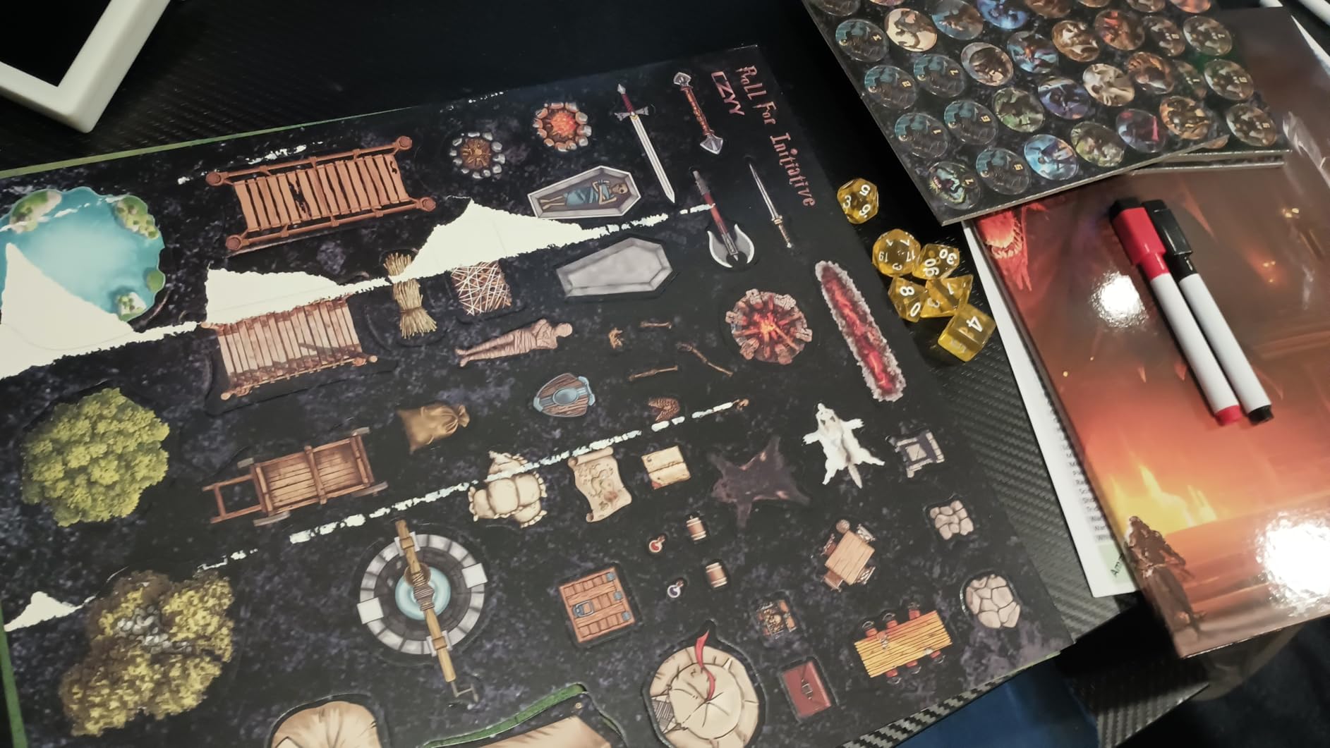 CZYY RPG Starter Set, Foldable Battle Mat, DM Screen, Game Tokens & Dice customer photo 1