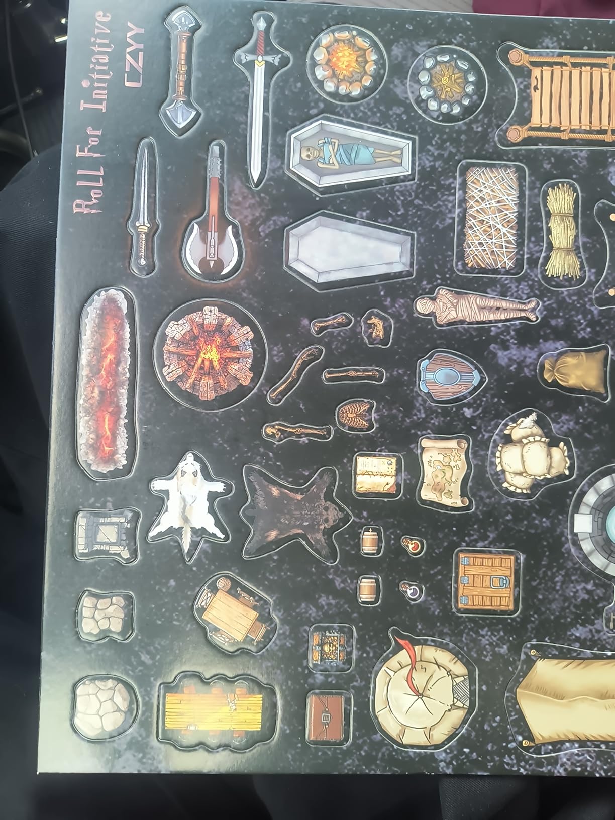 CZYY RPG Starter Set, Foldable Battle Mat, DM Screen, Game Tokens & Dice customer photo 2