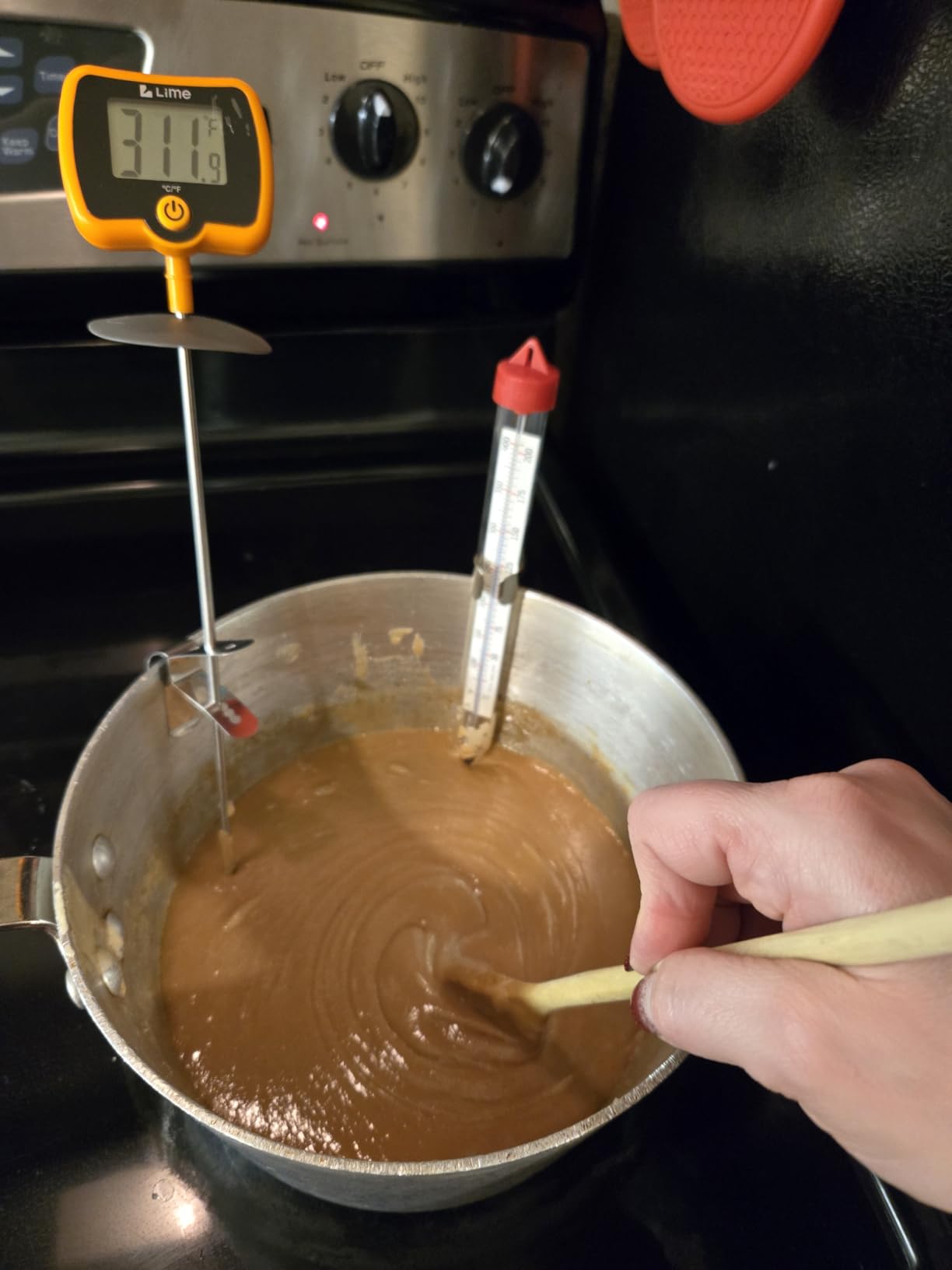 Digital Candy Thermometer with Pot Clip, 10