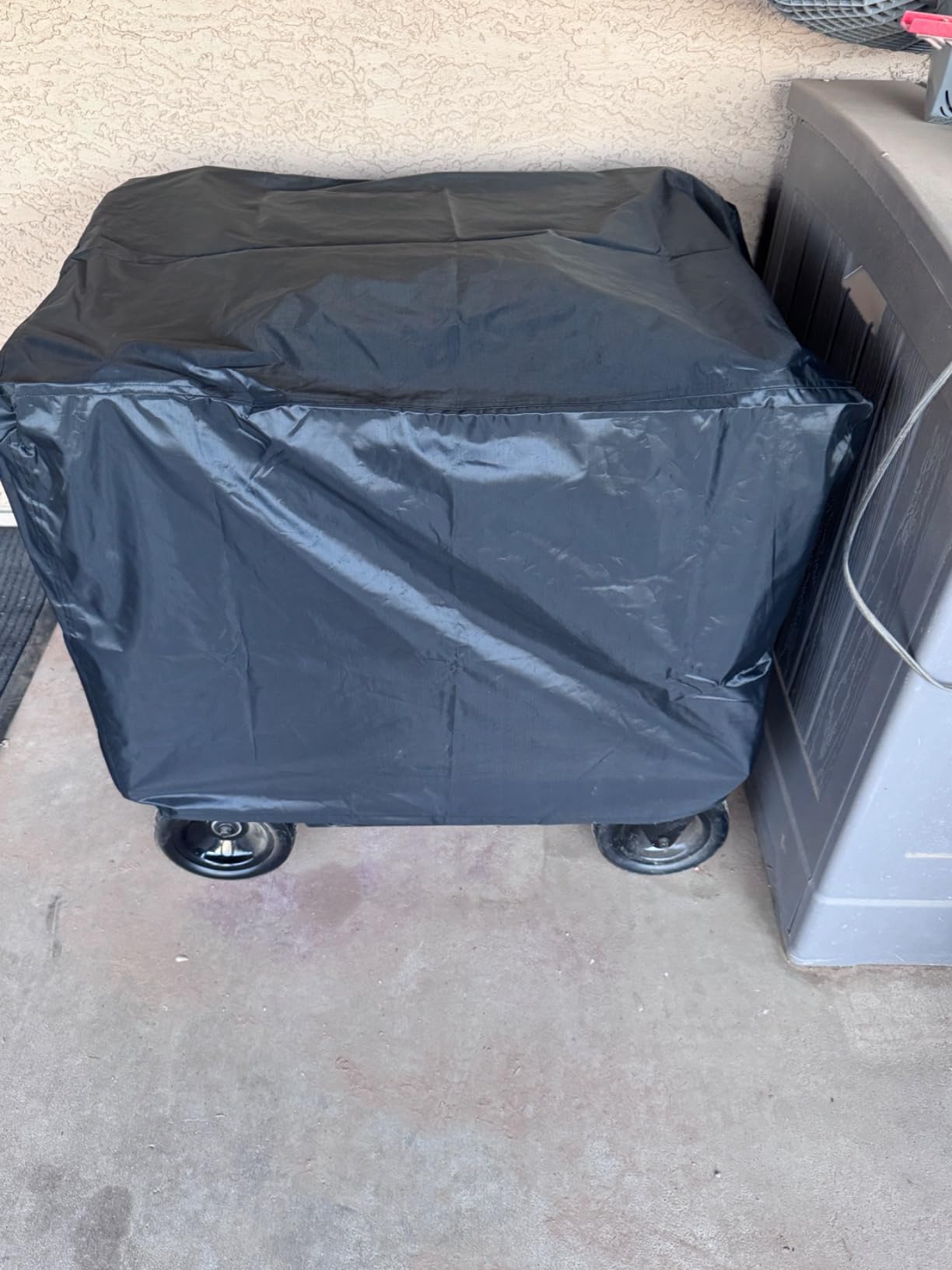 Generator Cover for 5000-10000W, 32 x 24 x 24 Inch, Black | Waterproof, Heavy Duty 600D Oxford, Triple-stitched seams, Seam-taped seams, All Weather Protection customer photo 2
