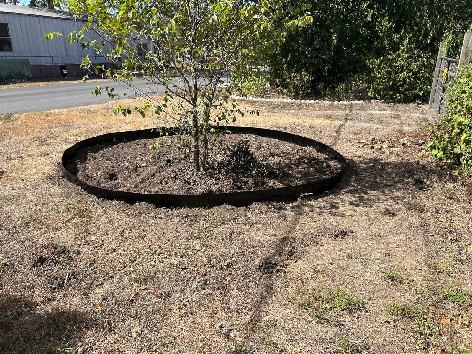 LAVEVE Corrugated Metal Garden Edging 6