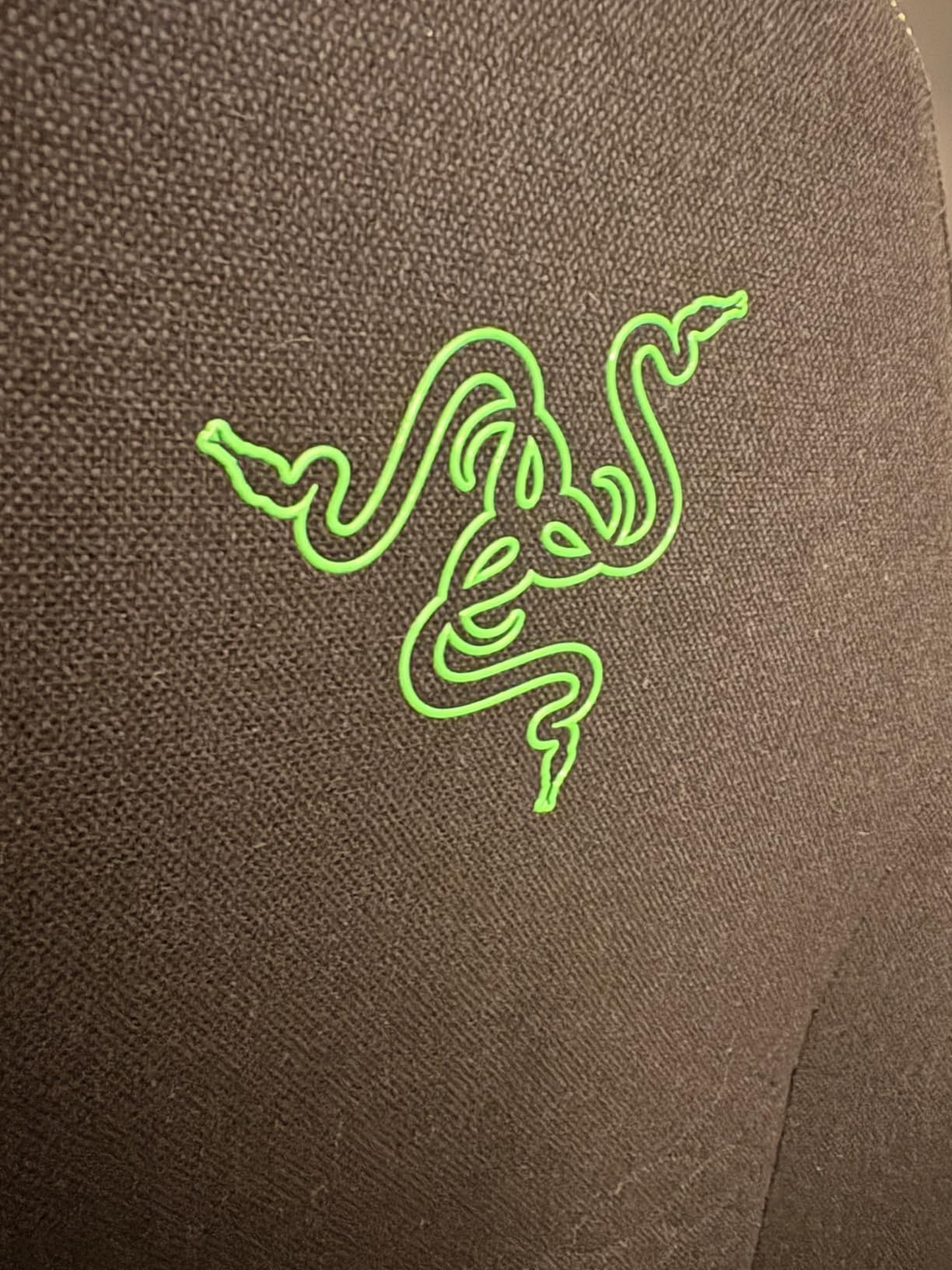 Razer Iskur V2 X Ergonomic Gaming Chair, Black customer photo 2