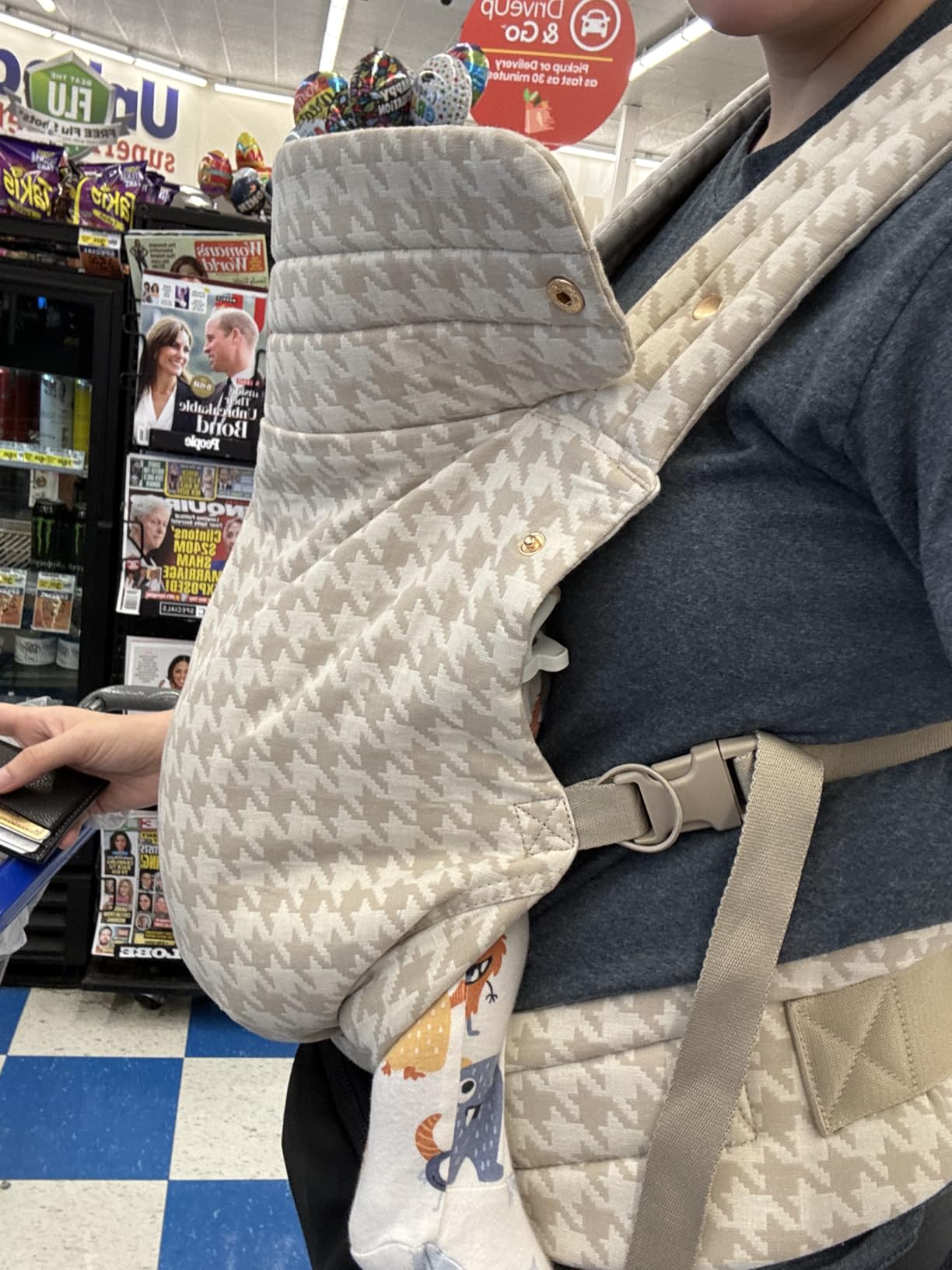 Mabē Monarch Ergonomic Baby Carrier – Premium Cotton Soft Structured Newborn to Toddler Carrier with Hip-Healthy Design, 3 Carry Positions (9-46 lbs), Lightweight & Breathable, (Mocha Check) customer photo 1