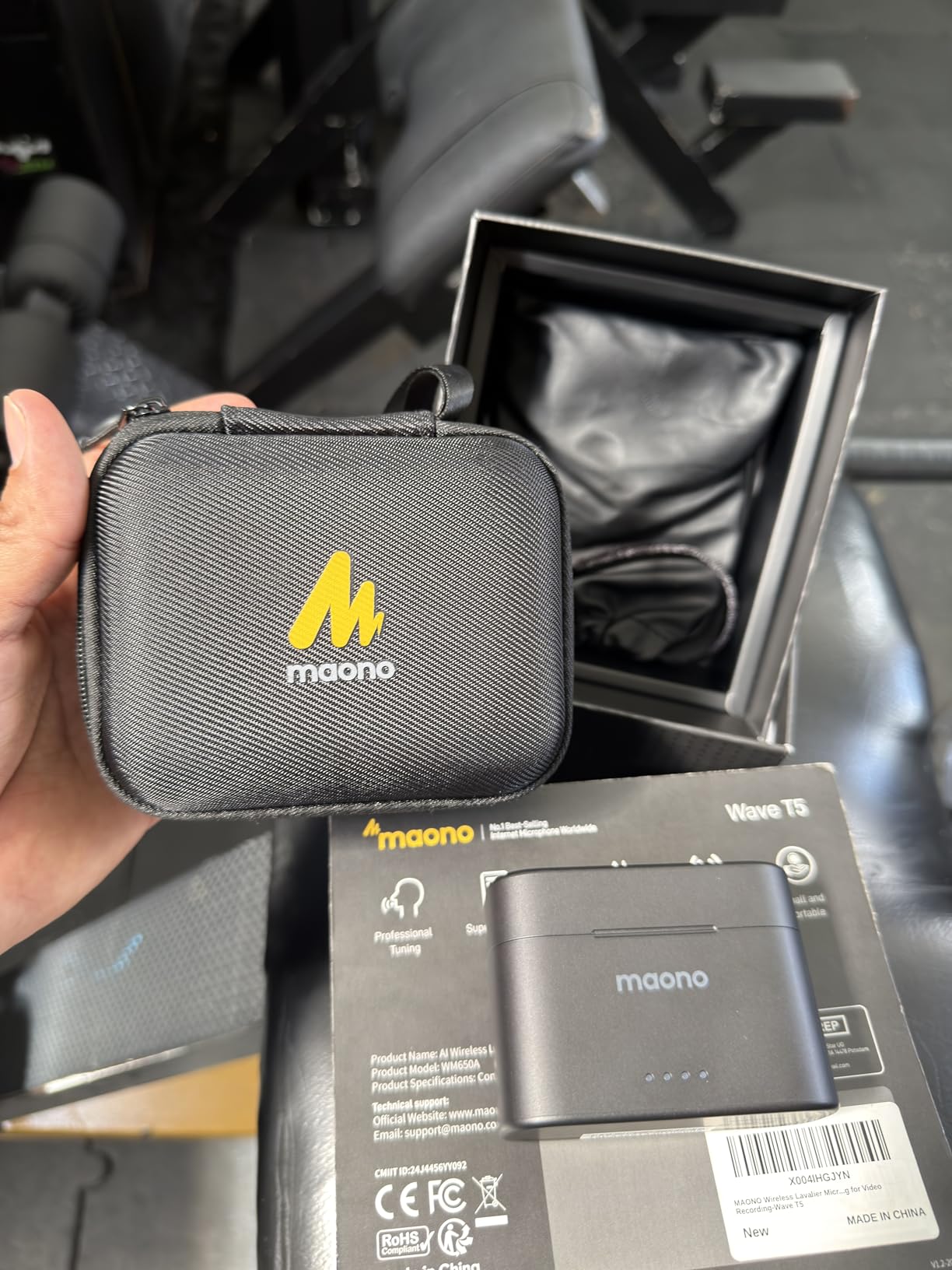 MAONO Wave T5 Wireless Lavalier Microphone for iPhone15/16/17 Android Phone customer photo 1