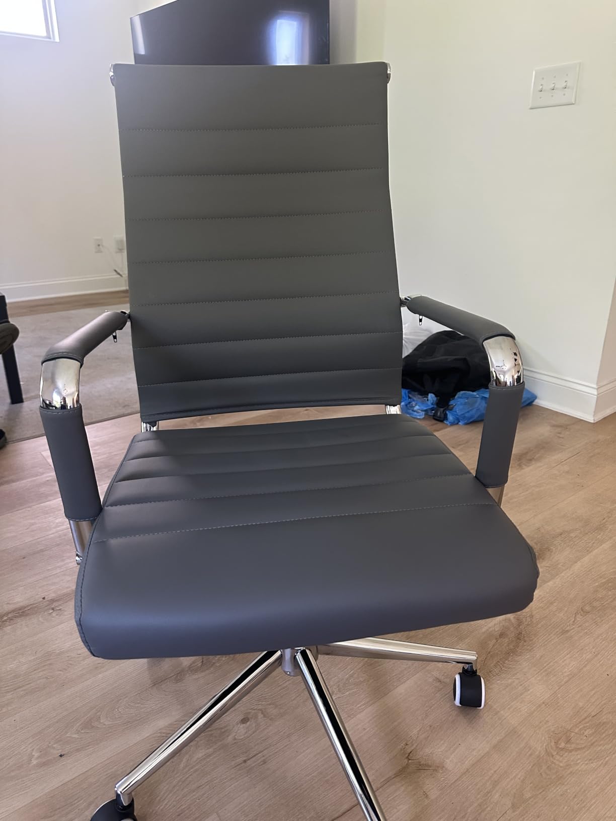 Office Desk Chair Leather, Conference Room Chairs with Wheels, Executive Modern High Back Ergonomic Swivel Rolling Ribbed Computer Chair customer photo 2