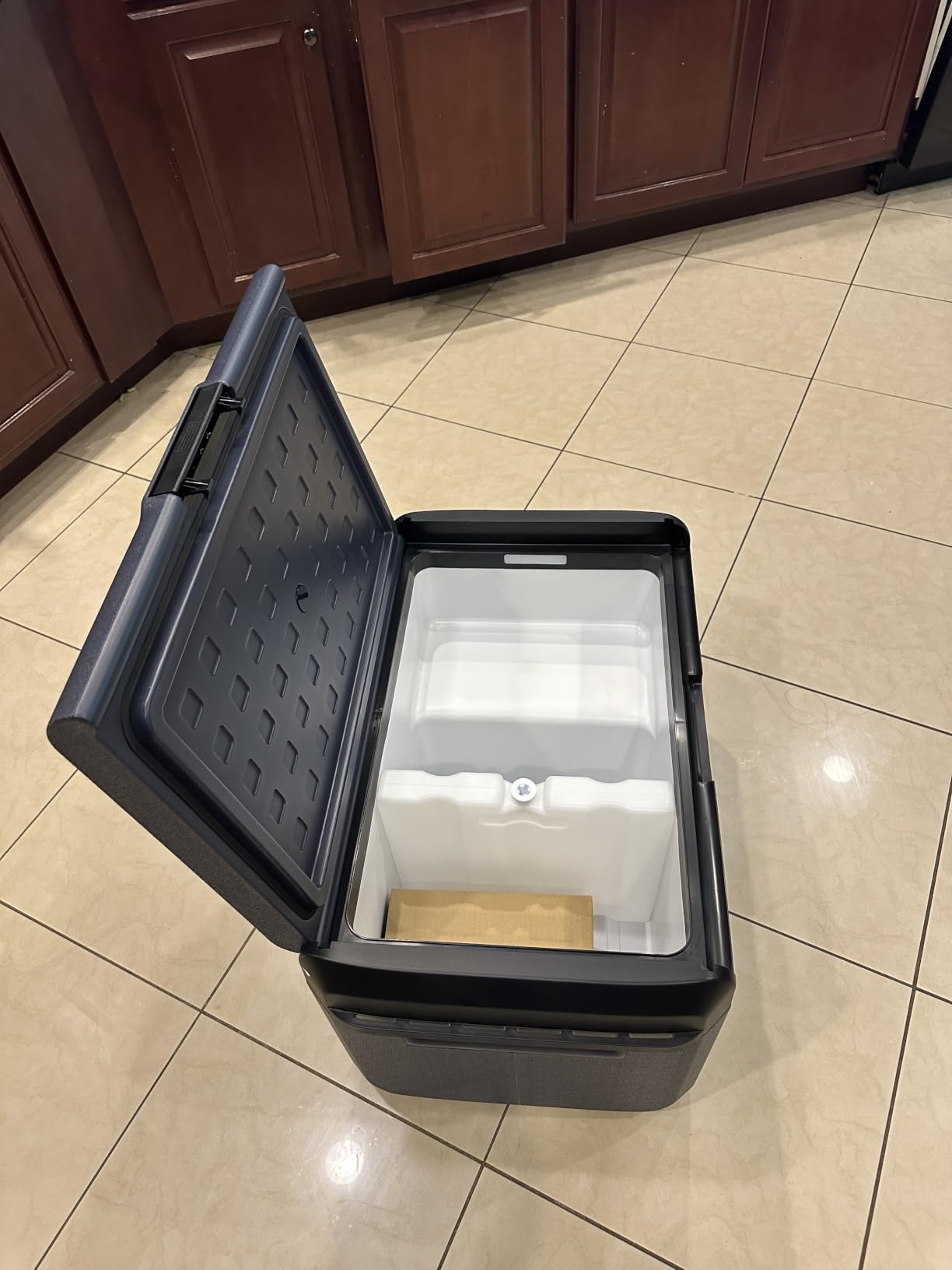 BODEGACOOLER 12 Volt Refrigerator, 100QT(95L) IPX4 Waterproof Electric Cooler, Car Fridge Dual Zone APP Control with 12/24V DC 110-240V AC, -4℉~68℉, Portable Freezer for Camping,Travel,RV,Road Trips customer photo 2