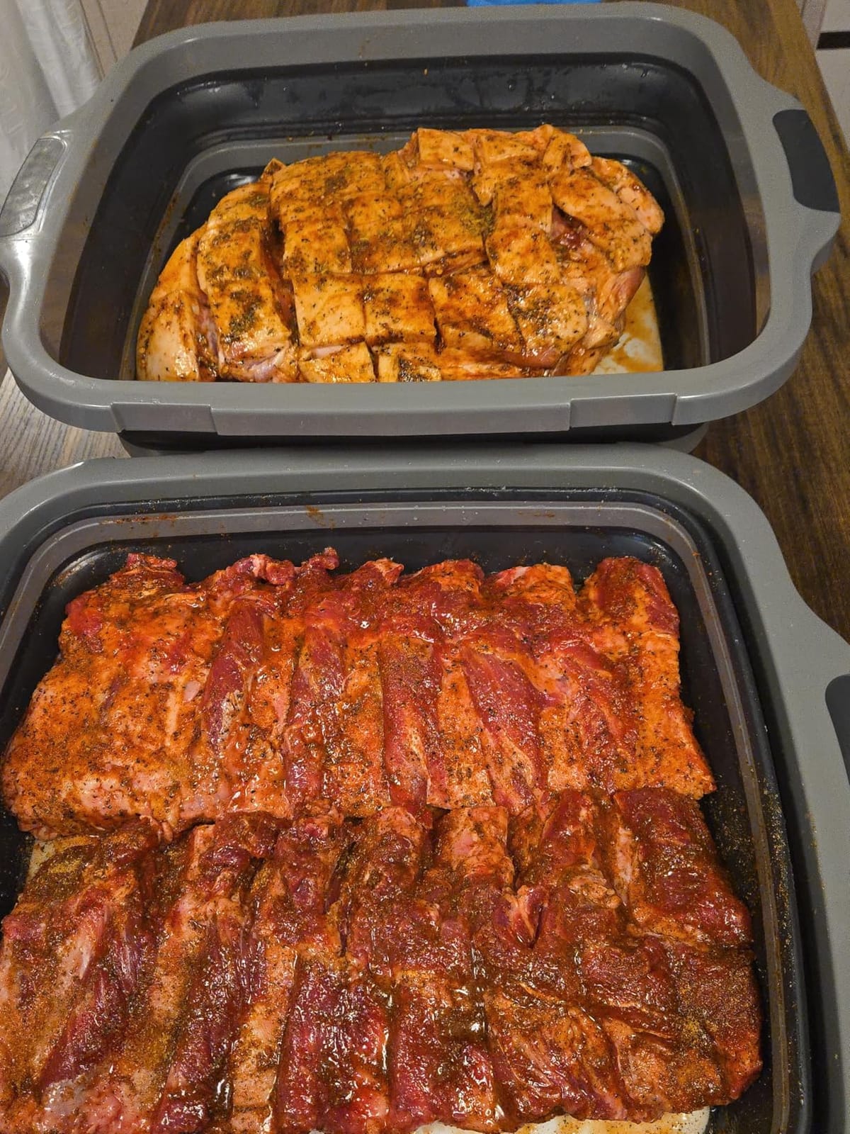 2-Pack XL Collapsible BBQ Prep Tub with Built-In Cutting Board, Lid & Strainer – Marinate, Drain & Prep – Large Food-Safe Container – Perfect for Grilling, Smoking & Outdoor Cooking (Black) customer photo 1