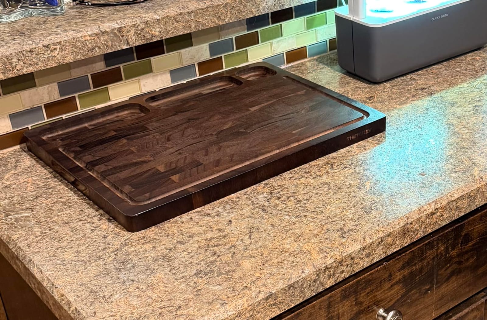 THETCHRY Walnut Cutting Boards for Kitchen Solid Wood End Grain 17
