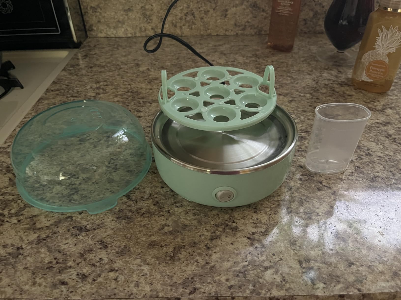 Elite Gourmet 14-Egg Two-Tier Egg Cooker, Steel Plate, Auto Shut-Off | Soft, Medium, Hard Boiled, Poach, Omelet, EGC1215B customer photo 1