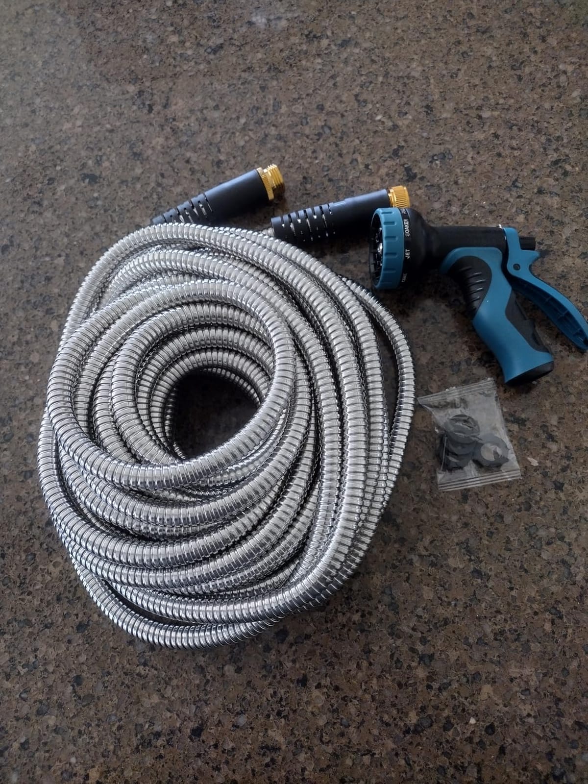 Lefree 100ft Metal Garden Hose with Upgraded Leak‑Proof Rubber Sleeve customer photo 1