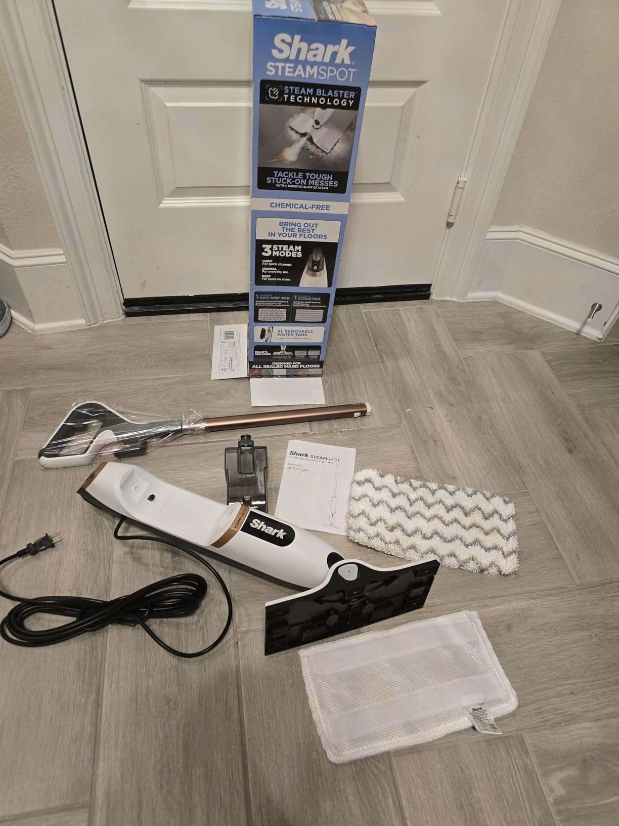 Shark SteamSpot Steam Mop with Steam Blaster Technology, White, S2001 customer photo 2