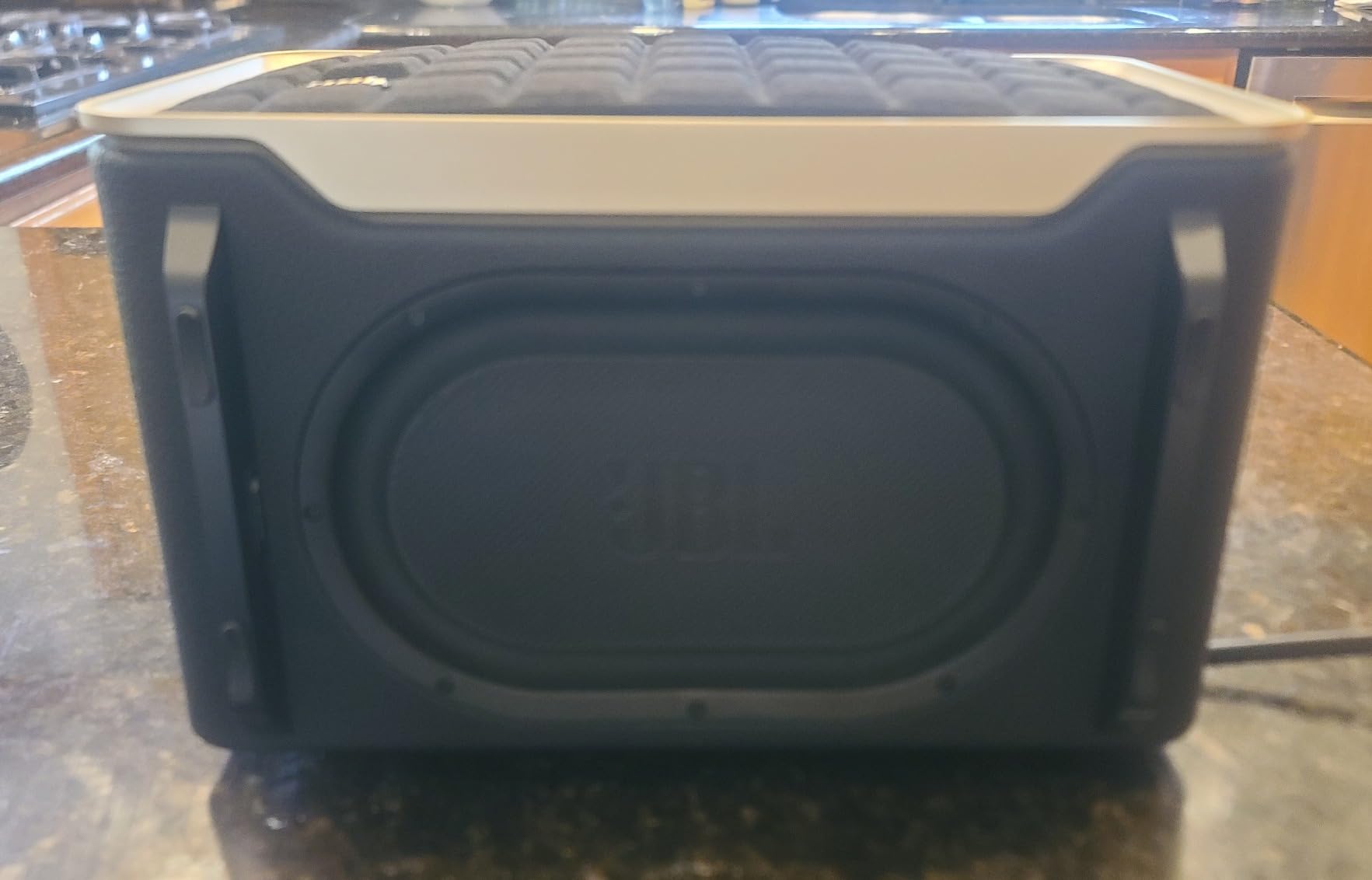 JBL Authentics 200 - Retro Style Smart Home Speaker with Built in Wi-Fi, Bluetooth and Voice Assistants, Alexa and Google Assistant, Multi-Room Playback, Automatic self Tuning (White/Gold) customer photo 1