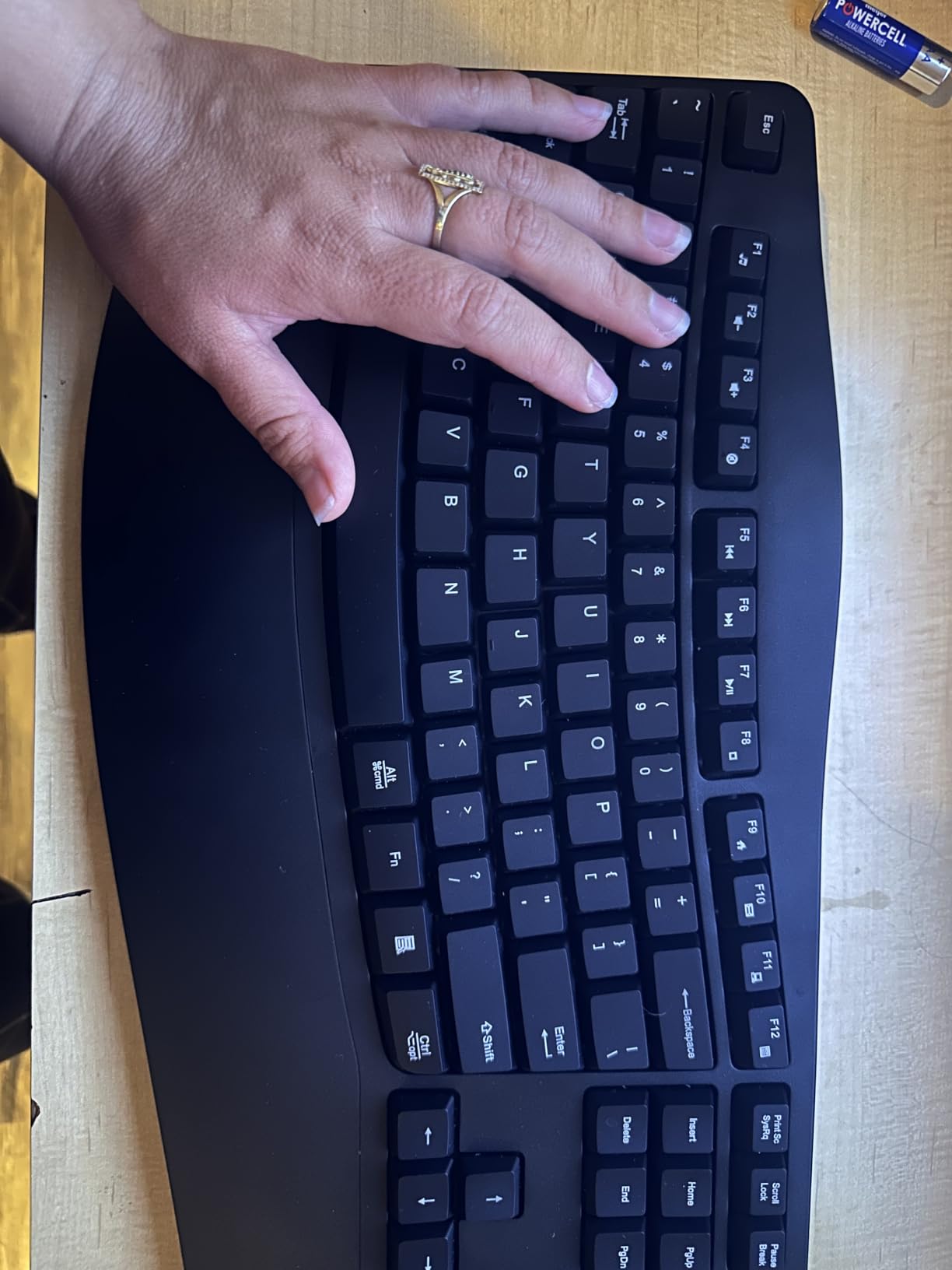 Wireless Keyboard and Mouse Combo, 2.4G Ergonomic Wave Keys(Black) | Full Size Wave Keyboard with Wrist Rest, 3-Level DPI Adjustable Ergonomic Mouse for Windows and Mac OS Desktop/Laptop/PC customer photo 1
