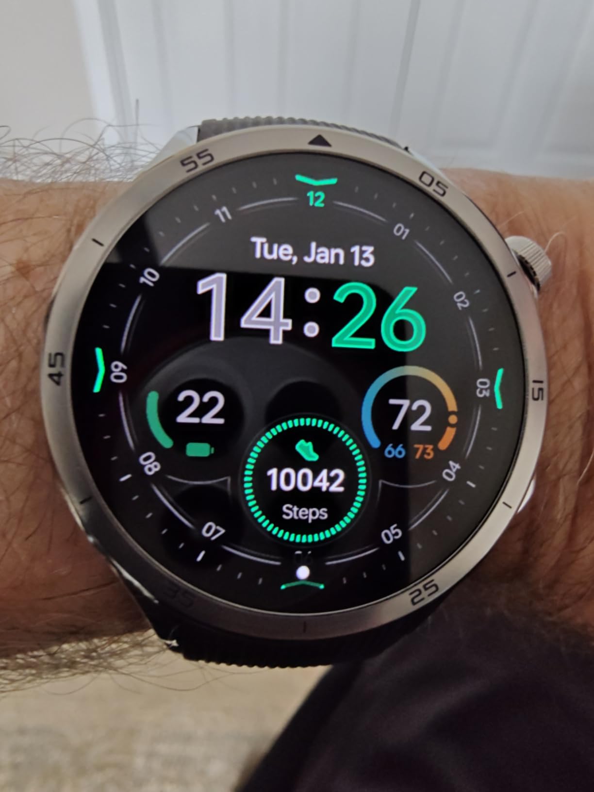 OnePlus Watch 3 Emerald Titantium, 32GB, 120-Hour Battery, Health & Fitness Tracking, Sapphire Crystal Design, Titanium Bezel, Dual-Engine, Wear-OS by Google, not Compatible with iOS customer photo 2