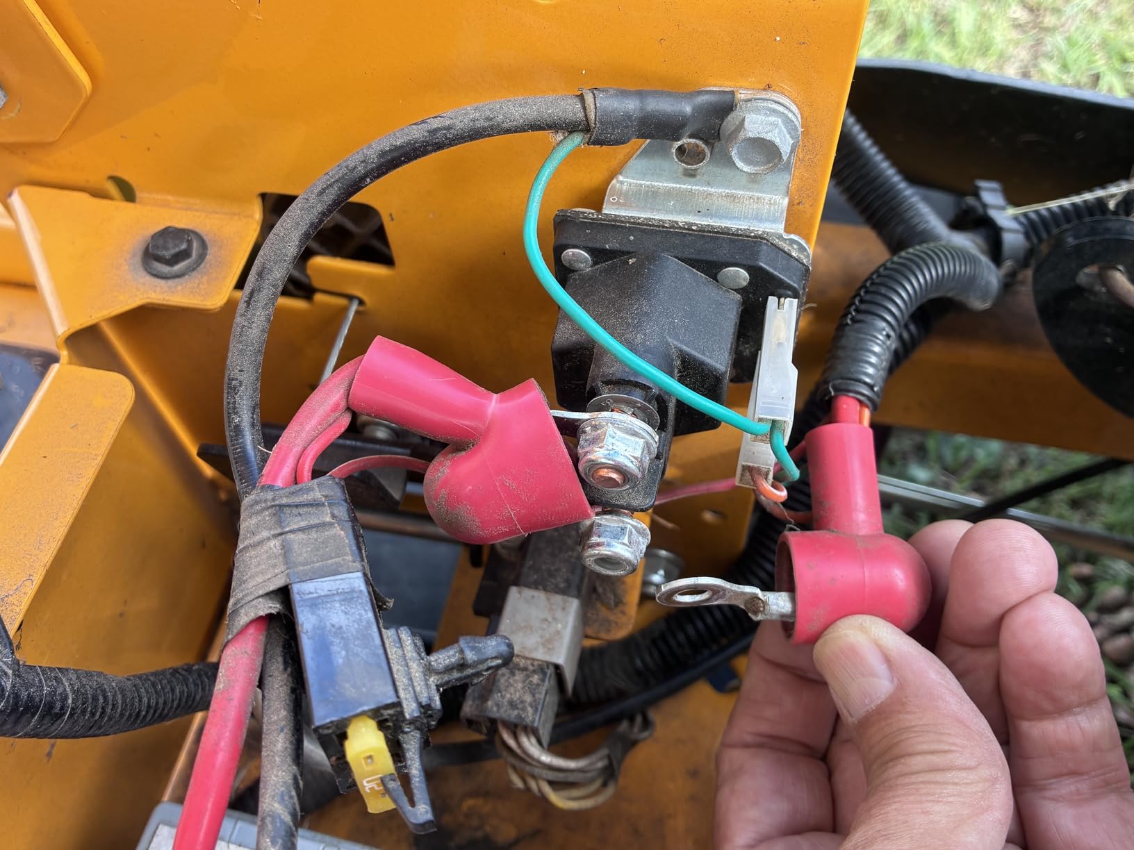 725-06153A Starter Solenoid for Cub Cadet XT1 XT2 Enduro RZT LT1 ZT1 ZT2 MTD Troy Bilt Yard Man Husky Yard Machines Craftsman Zero Turn Riding Lawn Mower Tractor 762-1261-211-50 customer photo 1