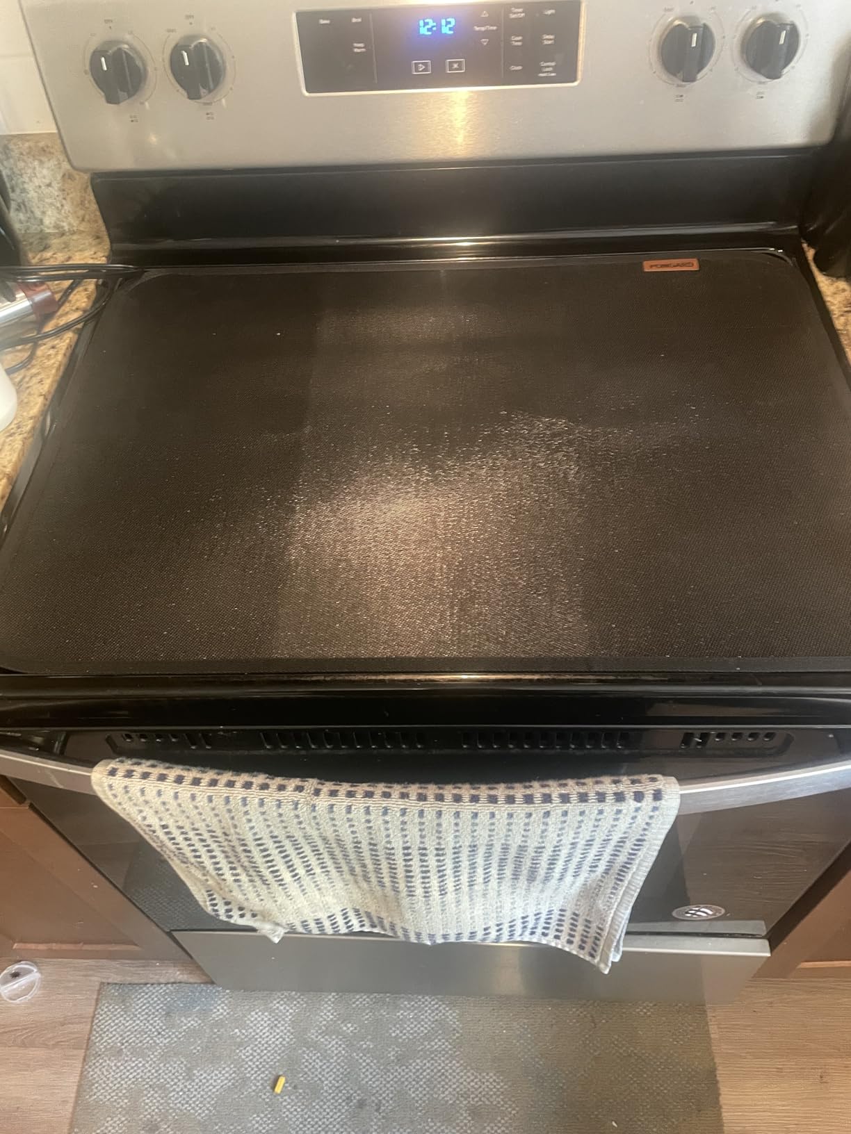 Fireproof Stove Top Covers for Electric Stove, Waterproof & Heat Resistant Mat for Glass Top, Stovetop Protector, Anti-Scratch, 30x21 Black customer photo 2