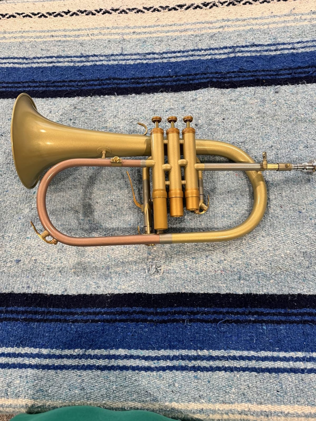 FH-8390 bb flugelhorn jazz 155mm brass bell stainless steel valves | heavy caps and 3rd valve trigger durable nickel silver outer slides matte finish complete outfit with lightweight case customer photo 1