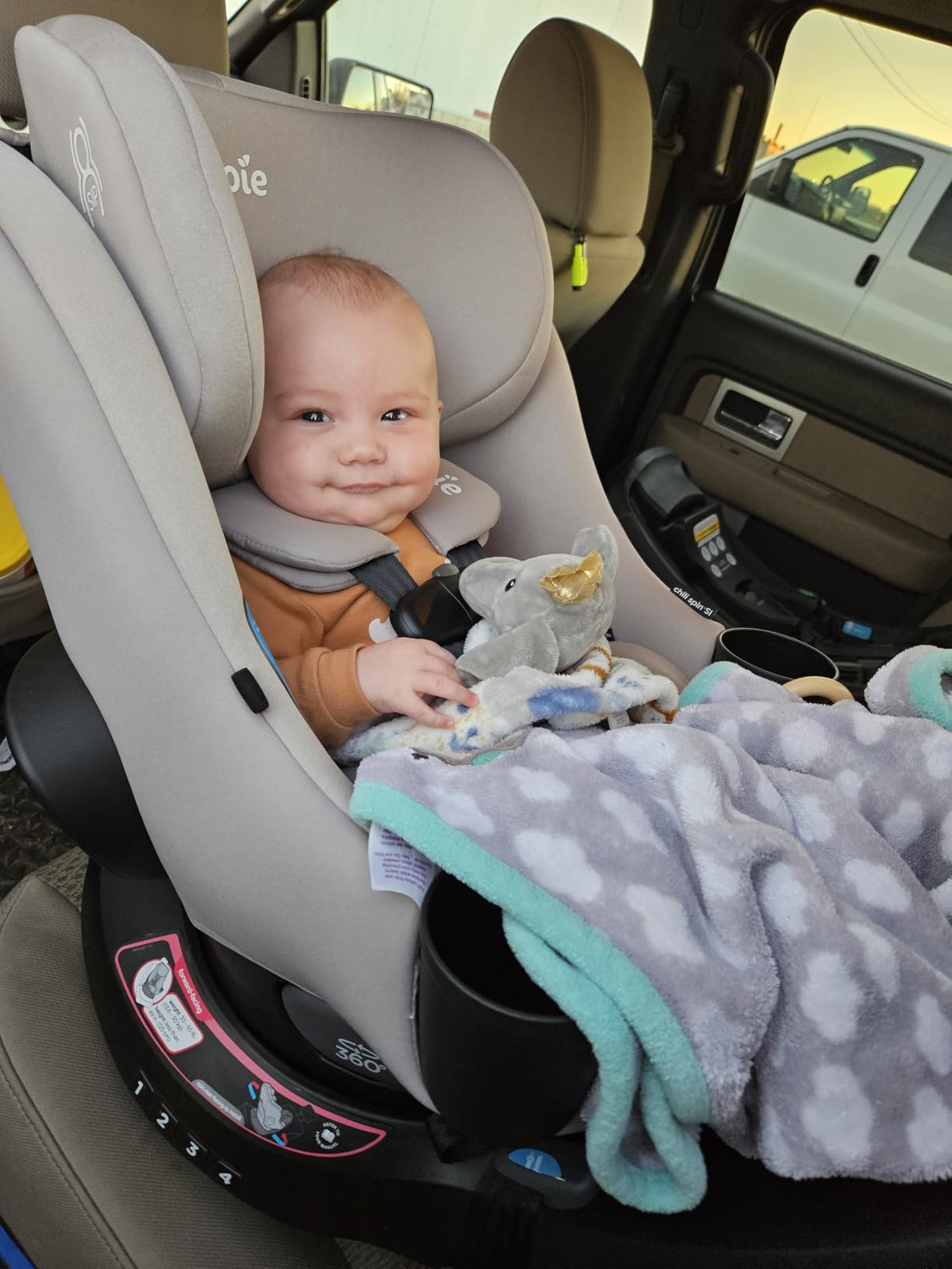 Joie Chili Spin SI 360 Rotating Convertible Car Seat, 2-in-1 Rear & Forward customer photo 2