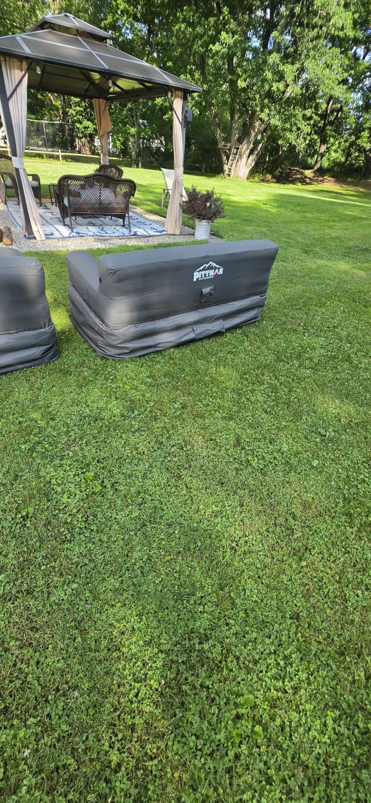 Pittman Outdoors 3-Seat Inflatable Couch with Built-In Pump, Holds 880 lbs | Heavy-Duty 1000D Oxford Puncture-Resistant Cover, Machine-Washable, Sets Up in Under 3 Minutes, for Camping, Glamping & Dorms customer photo 2