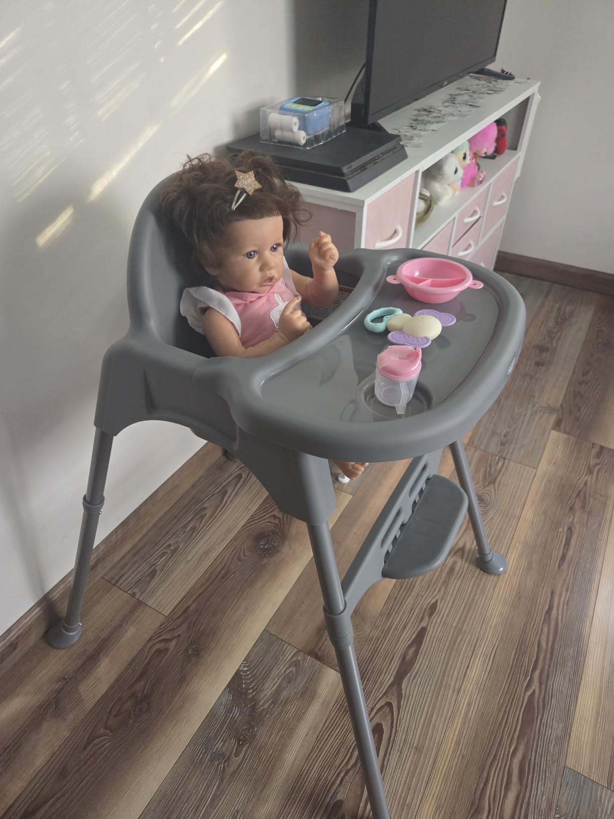 Cosco Kids Canteen High Chair Lightweight Portable Baby Feeding Chair with Adjustable Tray, Easy to Clean, Kitchen or Dining Use, Toddlers Up to 33 lbs, Mono Grey customer photo 1