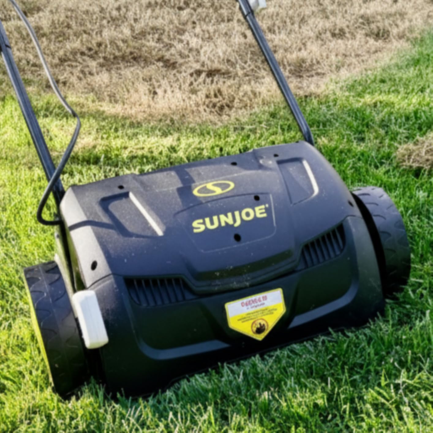 Sun Joe Corded Dethatcher & Scarifier with 13.2-Gal Bag, AJ808E customer photo 1