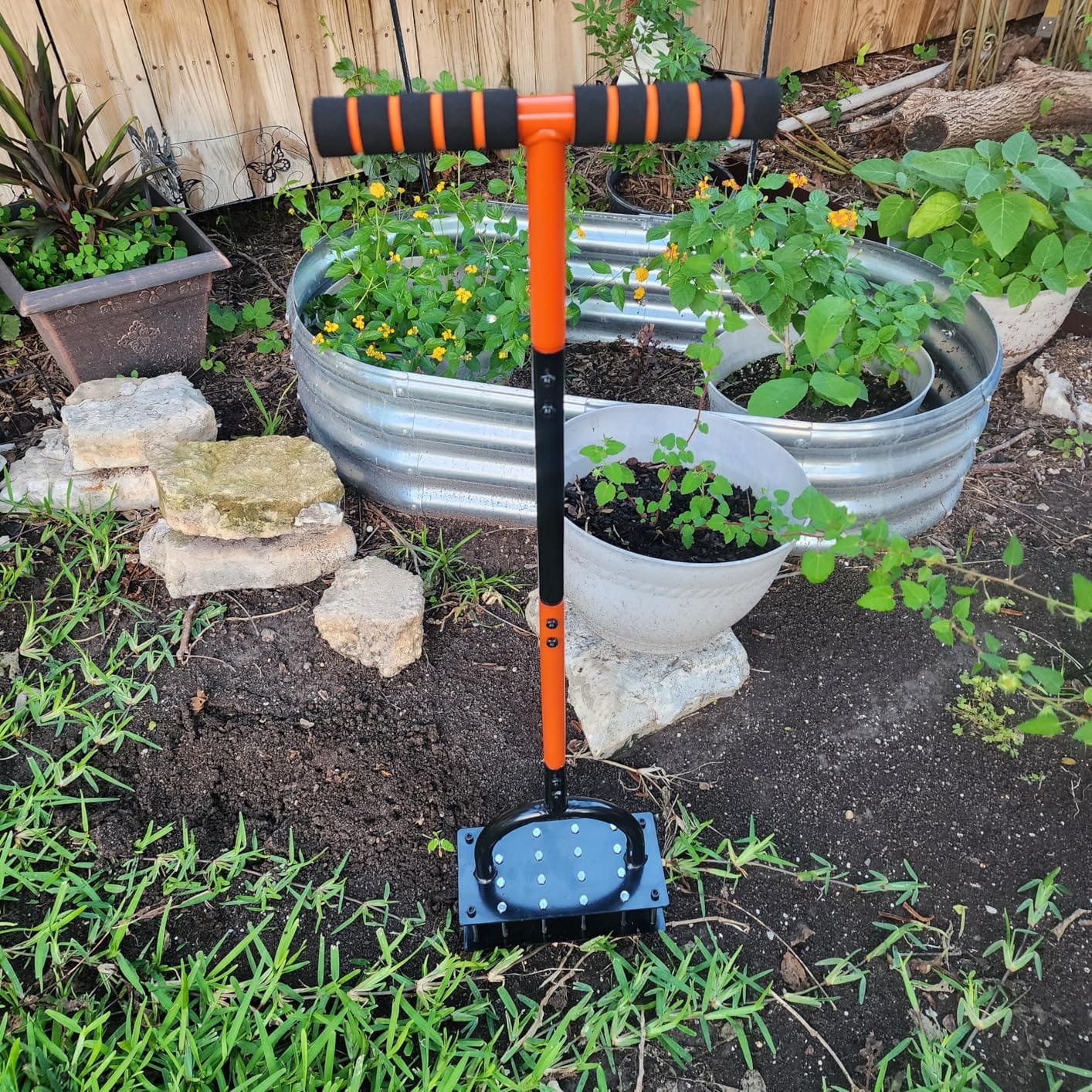 Bluesea Lawn Aerator with 16 Iron Spikes & Ergonomic T-Handle, Orange customer photo 2