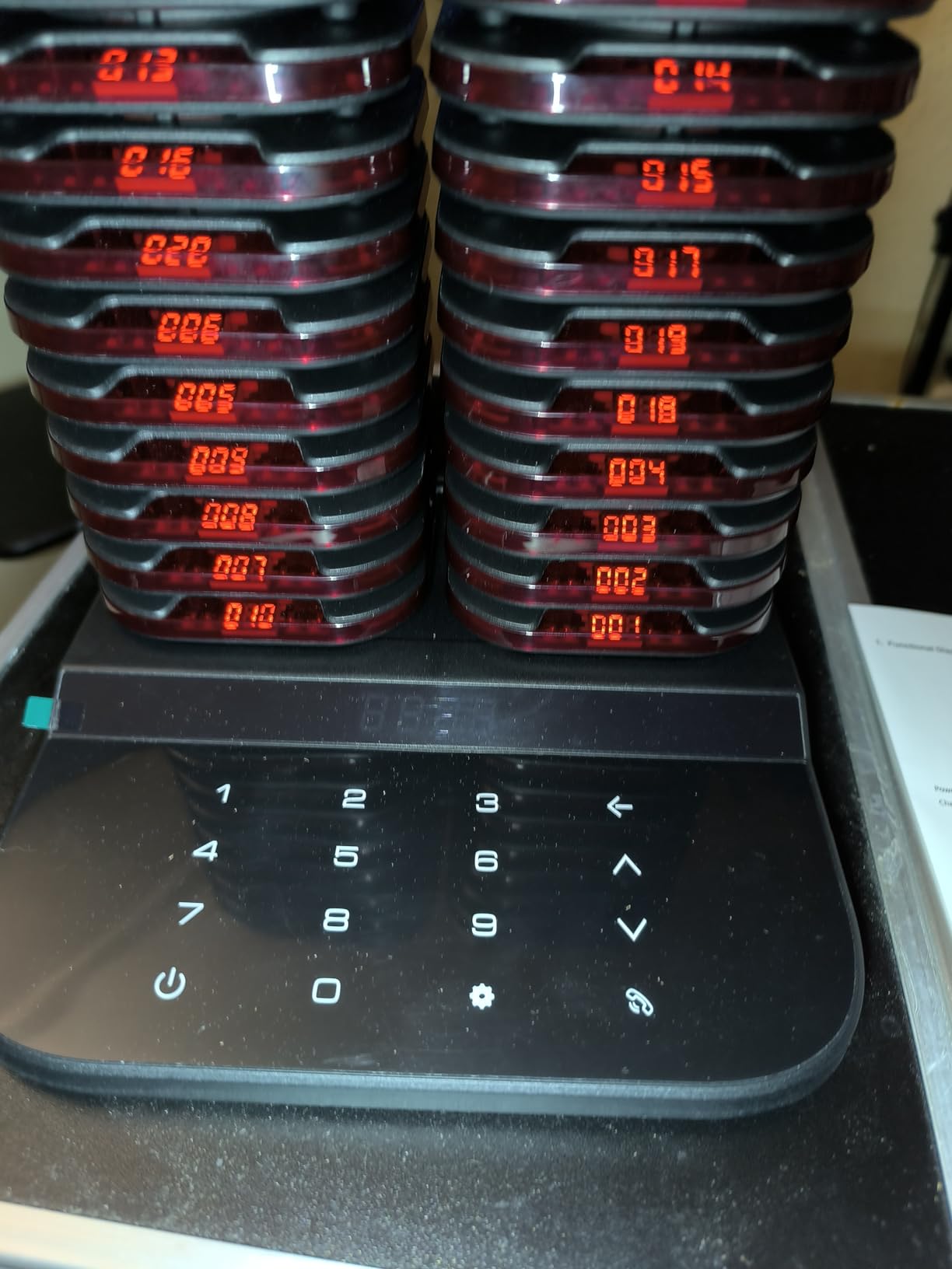 AGJ Restaurant Pager System Touch Keyboard Wireless Calling System 20 Pagers Beeper Buzzer Guest Customer Queue Pagers customer photo 2