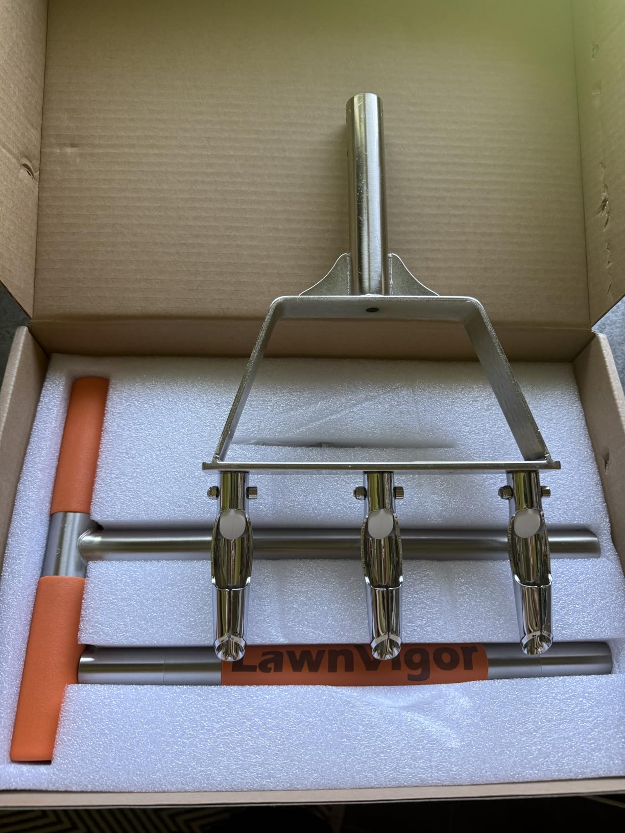 Manual Lawn Core Aerator for Compacted Soil with Non-Clogging Hollow Tines customer photo 1