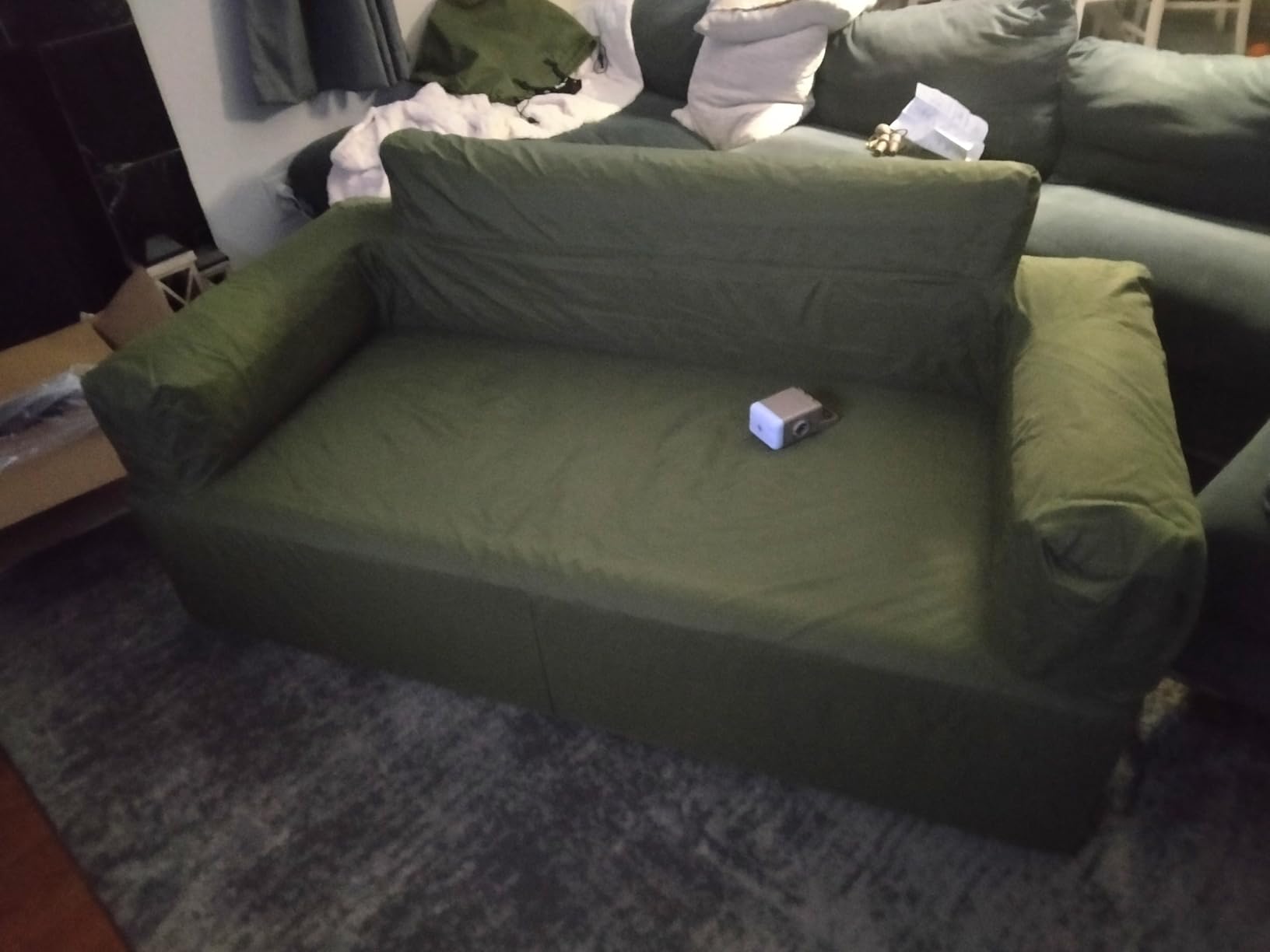 Double-Layer Inflatable Couch with Built-in Pump - Automatic Air Sofa Chair, Super Tough & Tear-Resistant Fabric for Camping, Outdoor, Travel, Home Use (Portable Luxury Comfort) customer photo 1
