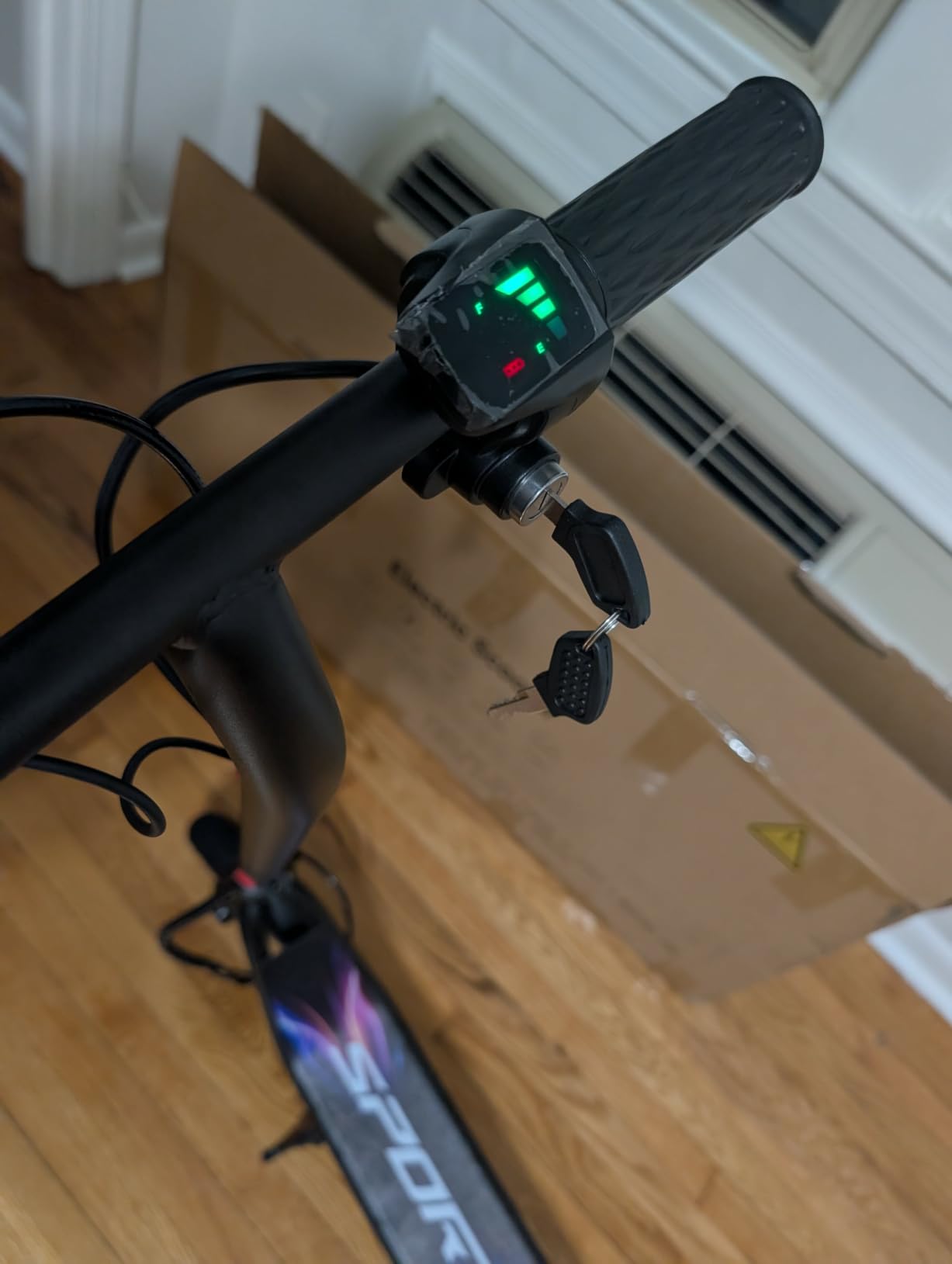 Electric Scooter, 350W/500W Powerful Motor, 15-31 Miles Range, 8.5