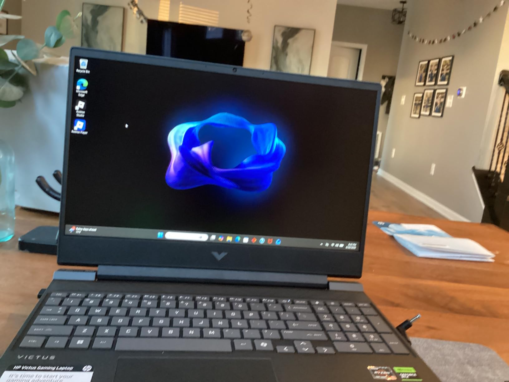 HP Victus 15-fa2013dx 15.6