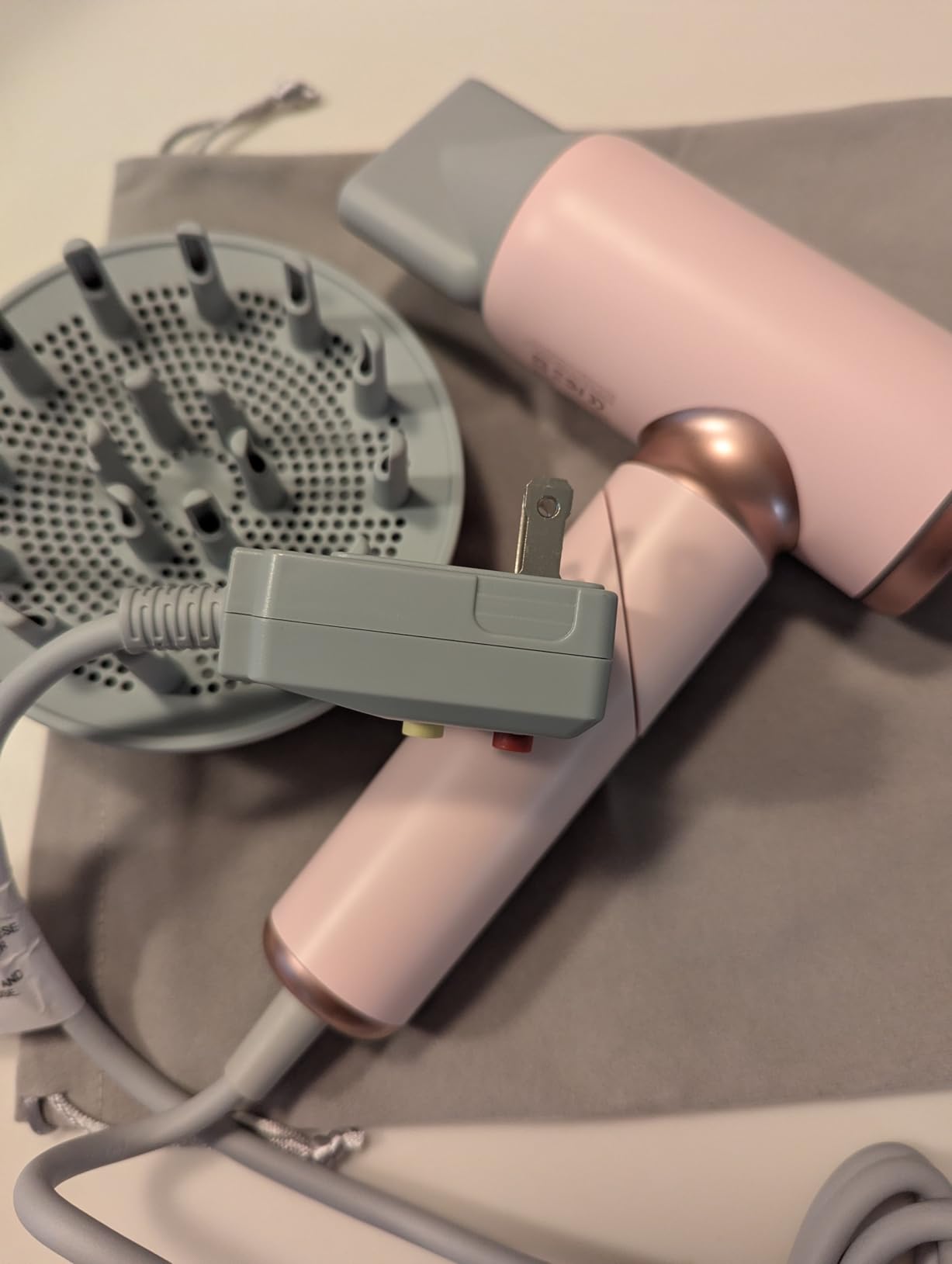Mini Travel Hair Dryer Dual Voltage Europe, High-Speed Foldable customer photo 2