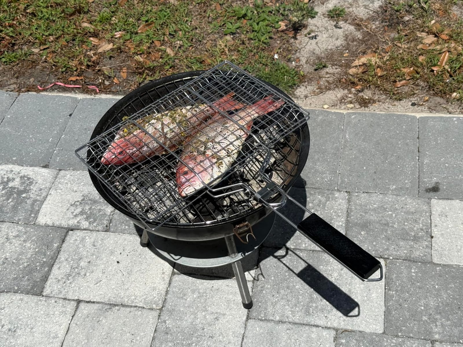 Fish Grill Basket, Folding Portable Fish Grilling Baskets For Outdoor Grill customer photo 2