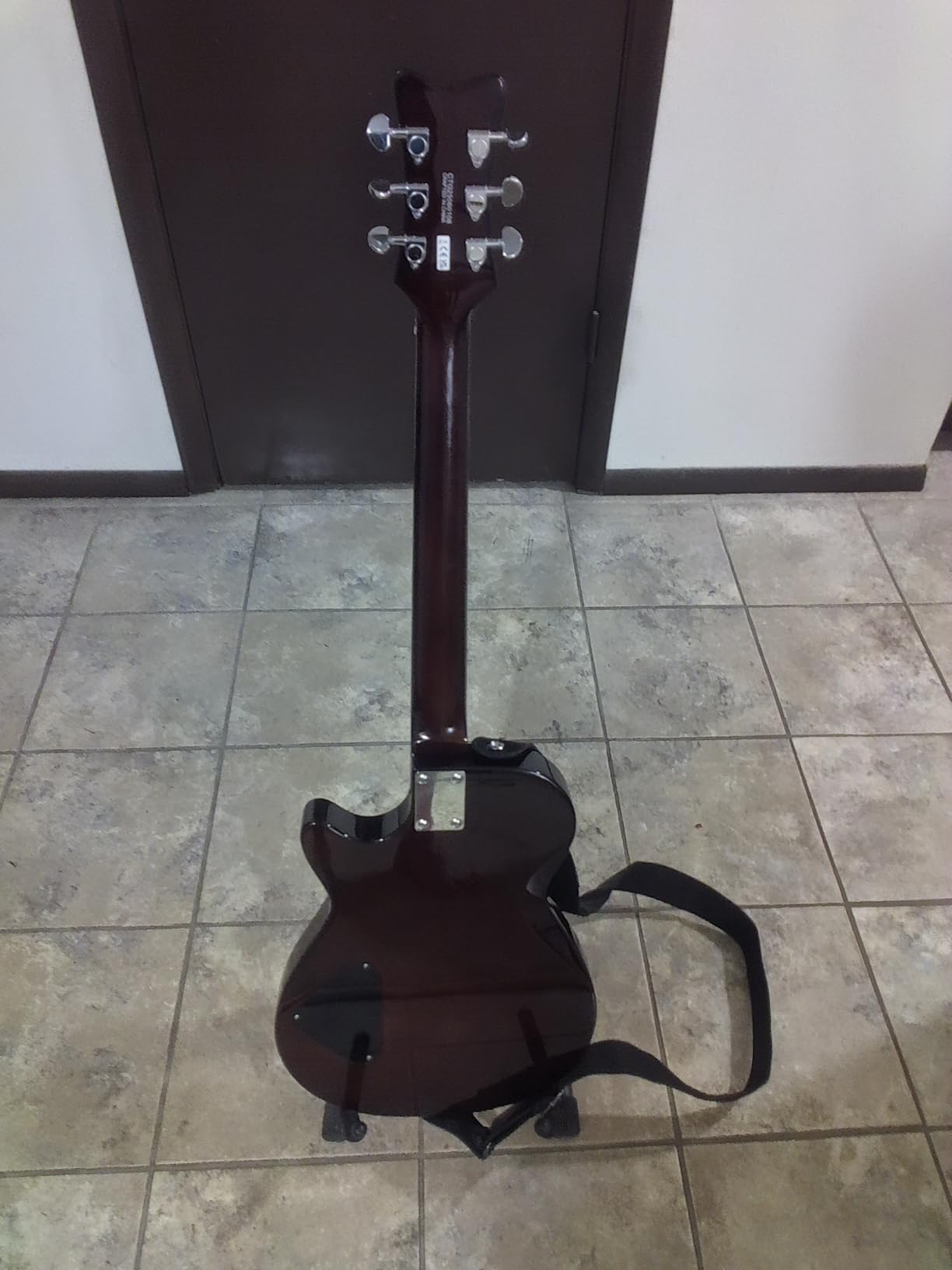 Gretsch Ignite Jet Club Electric Guitar, Laurel Fingerboard, Duo-Tone Burst customer photo 2