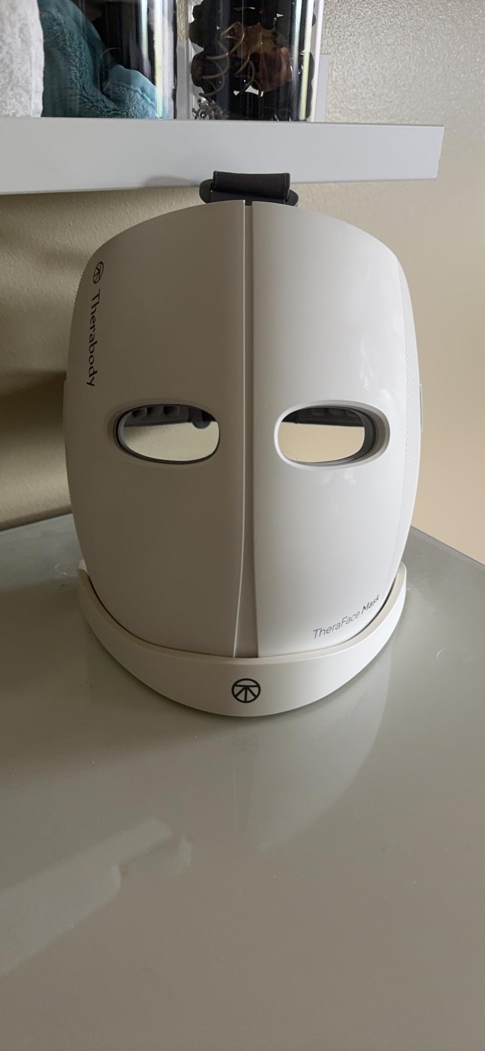 TheraFace Therabody Mask Glo - Cordless LED Skincare Face Mask with Red/Blue/Infrared Light & Relaxing Scalp Massage for Glowing, Healthier-Looking Skin - FDA Cleared customer photo 2