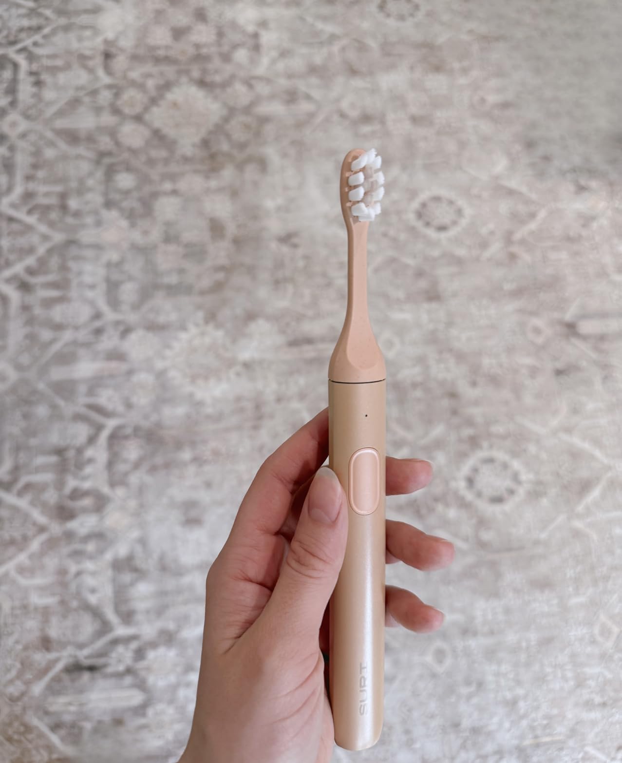 SURI Pro Sonic Electric Toothbrush | Over 4+ Weeks Battery | UV Cleaning Travel Case | Pressure Sensor | Aluminium Body | 2-Minute Timer | Plant-Based Head | Green customer photo 2