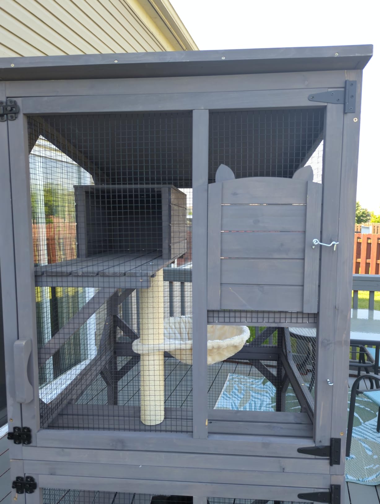 Aivituvin Catio Outdoor Cat Enclosure with Scratch Post, Hammock, Large Window Cat House for 2-6 Mulitiple Cats Walk in Kitty Cage with Tarp Roof 70