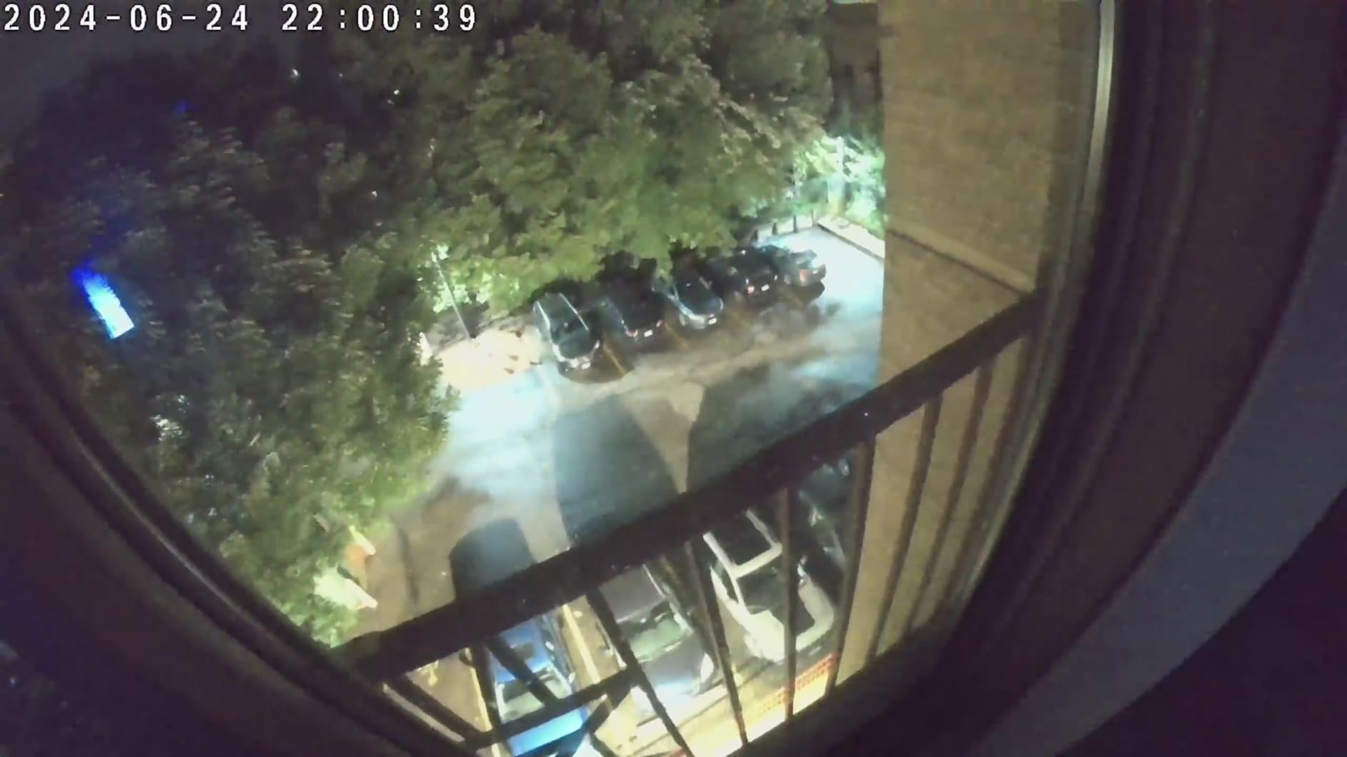 Tapo MagCam 2K+ Security Camera Wireless Outdoor, Battery, C425(2-Pack) customer photo 2