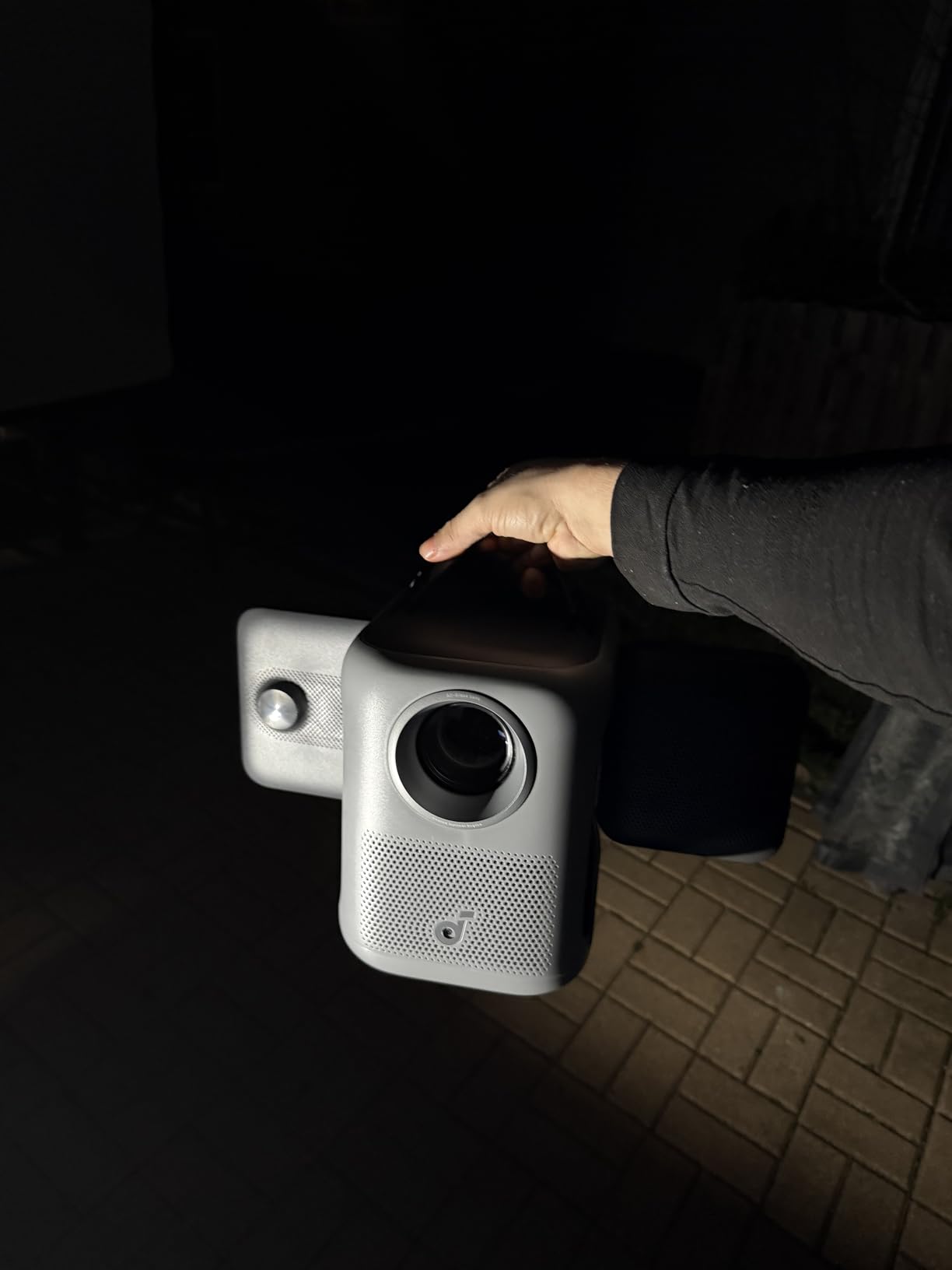 soundcore Nebula P1i Portable Projector with Flippable Speaker customer photo 2