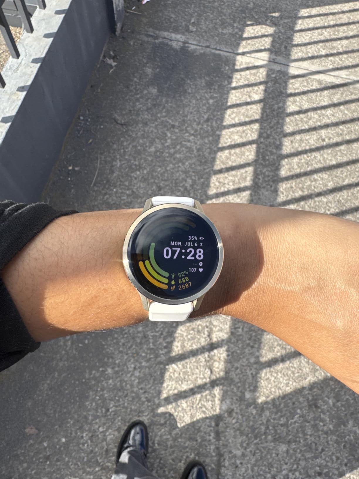 Garmin Venu® 4, Advanced Fitness Smartwatch, 45mm, Black Silicone | 24/7 Health Monitoring, Advanced Sleep Tracking, Health Status, 80+ Preloaded Sports Apps, Built-In Flashlight customer photo 1