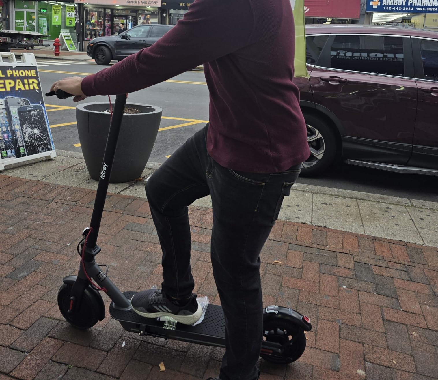 Hiboy S2 Nova Electric Scooter for Adults, 430W Peak Motor, Up to 20-Mile Range and 19 MPH, High-Strength Aluminum Frame, Foldable Commuter E-Scooter with 8.5-Inch Tires,Dual Brakes customer photo 1