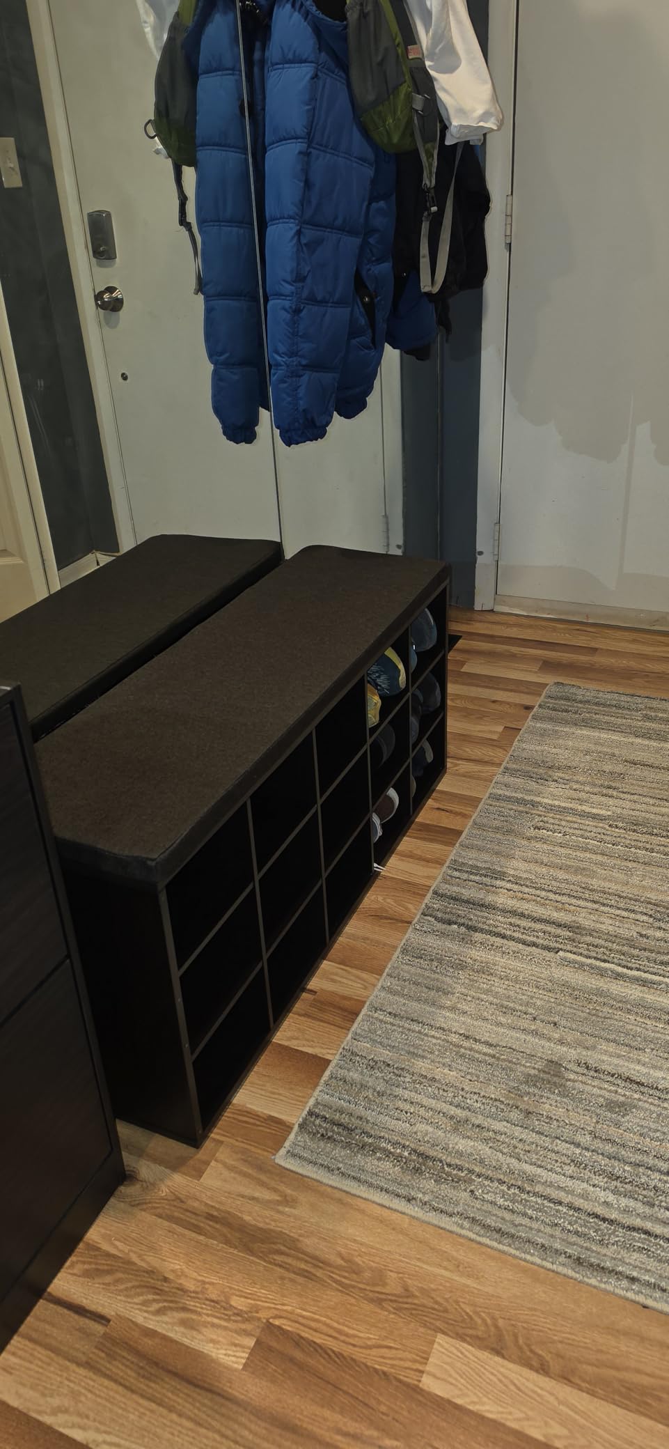 VASAGLE Shoe Bench with Cushion, 20 Compartments, 12 x 47.2 x 24.7 Inches customer photo 1